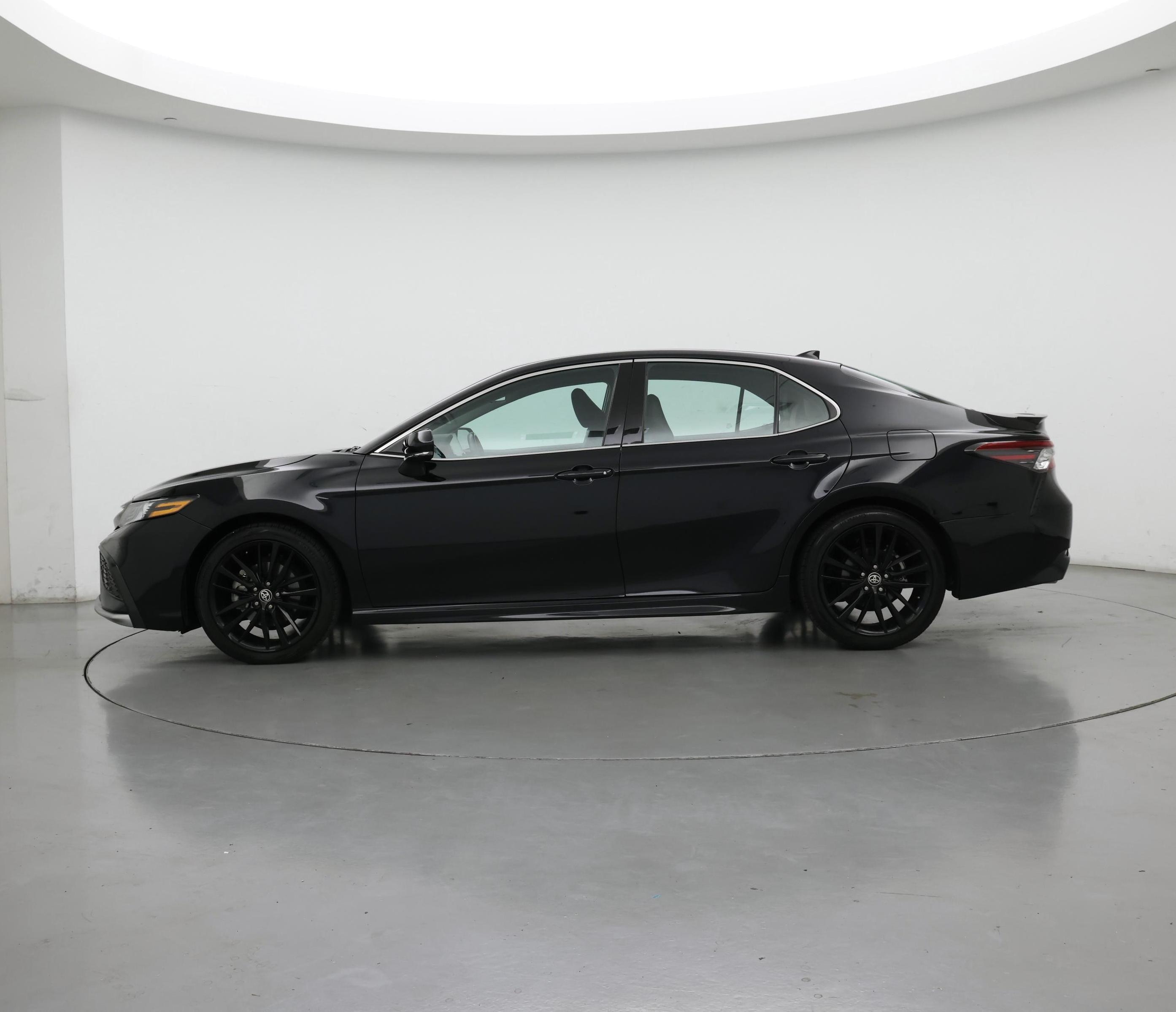 Thumbnail: 2023 Toyota Camry - 3
