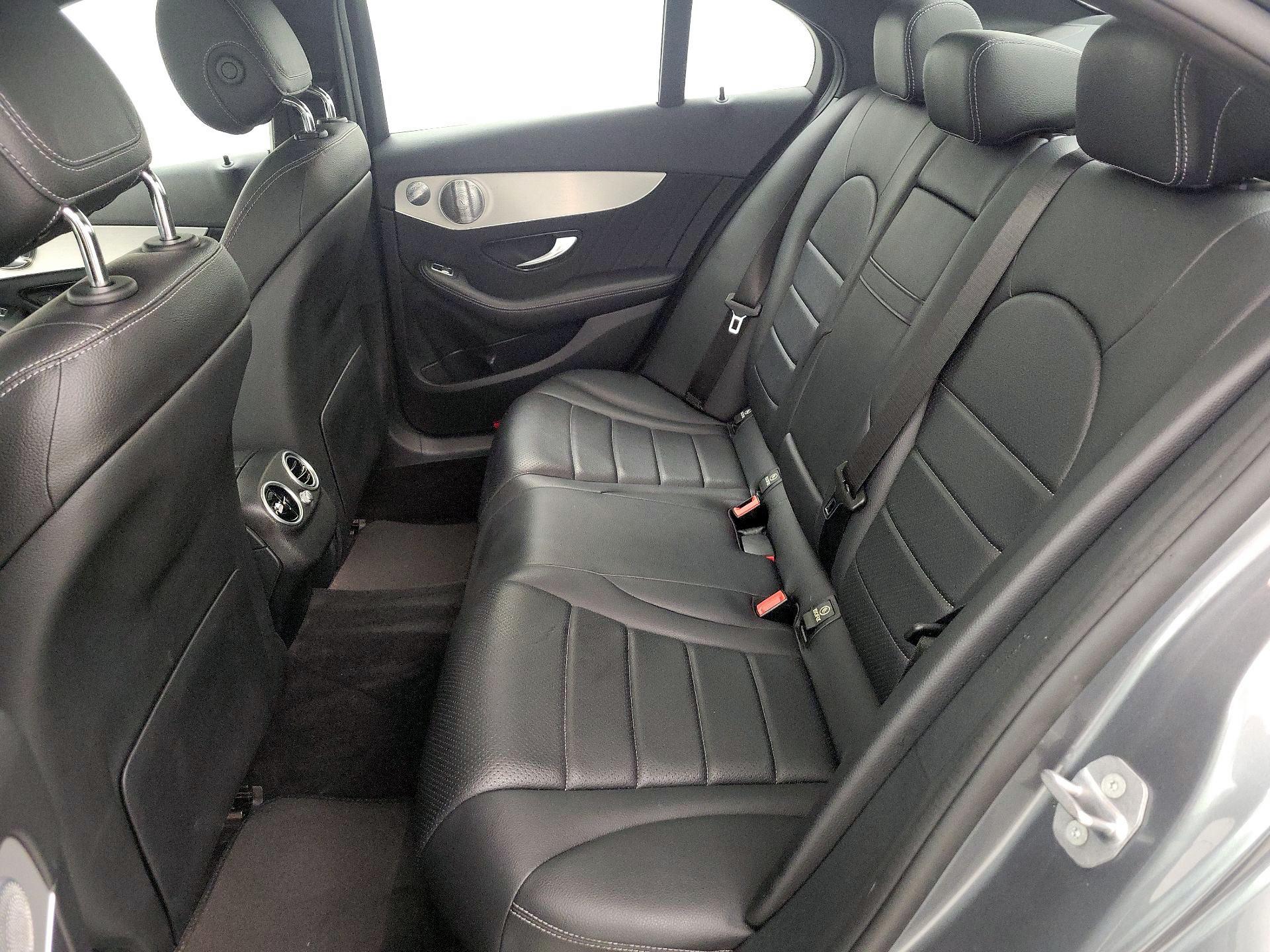 Thumbnail: 2021 Mercedes-Benz C-Class - 20