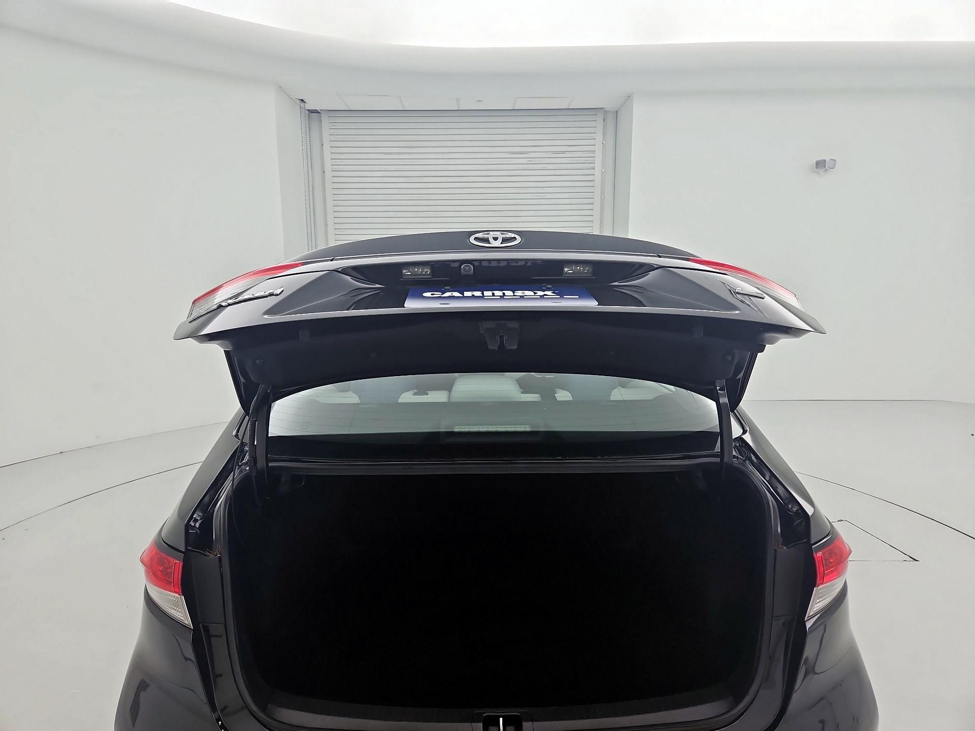 Thumbnail: 2022 Toyota Corolla - 20