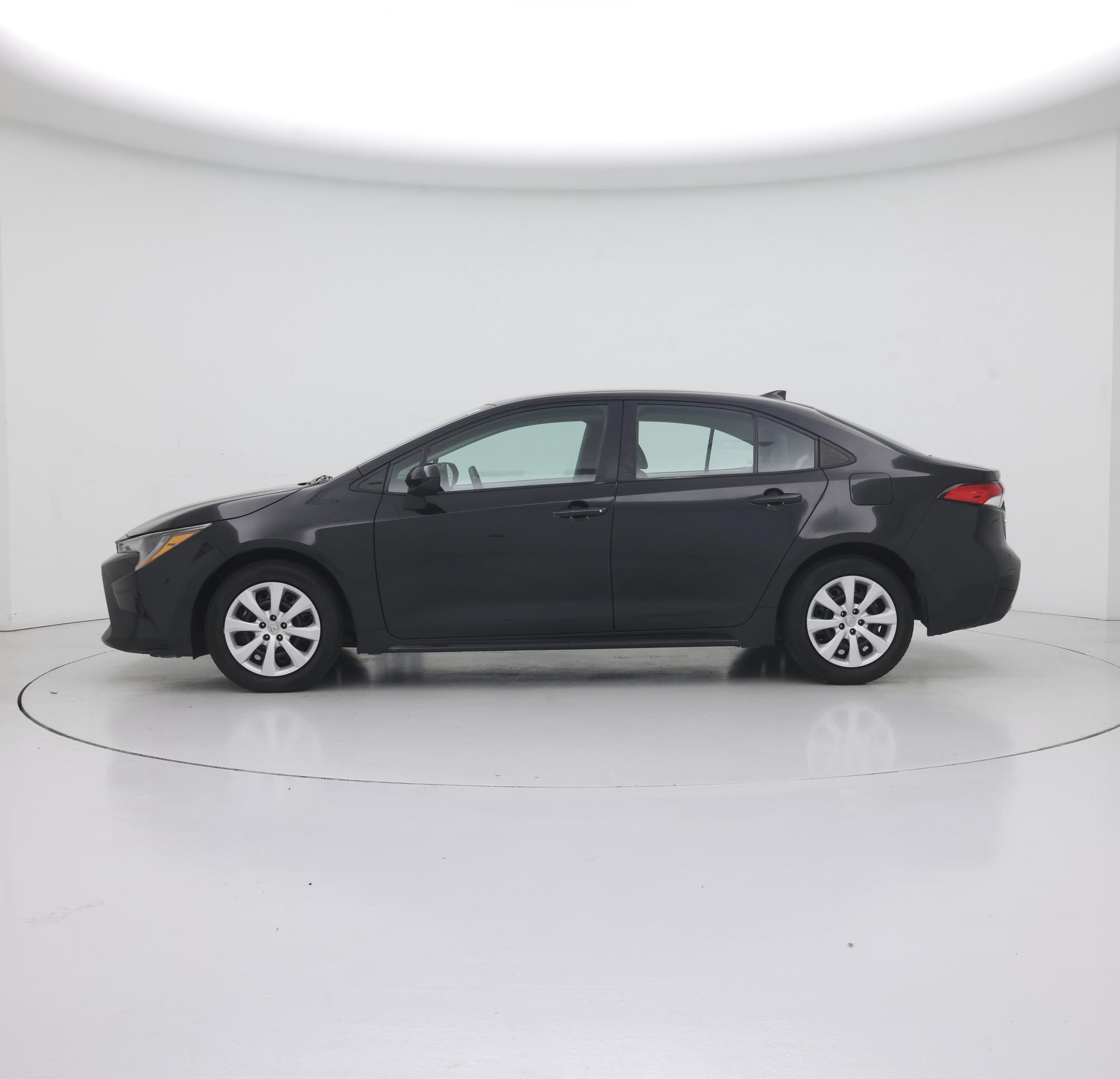 Thumbnail: 2022 Toyota Corolla - 3