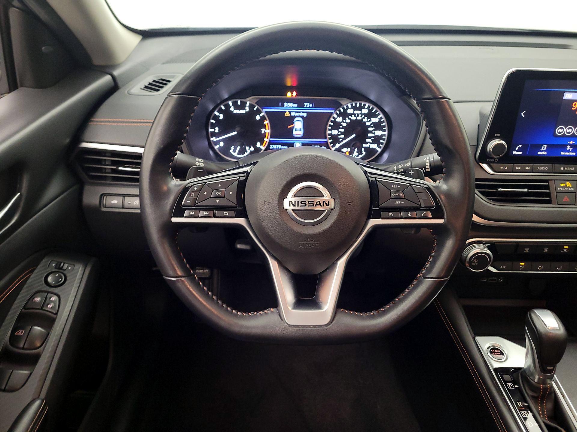 Thumbnail: 2021 Nissan Altima - 10