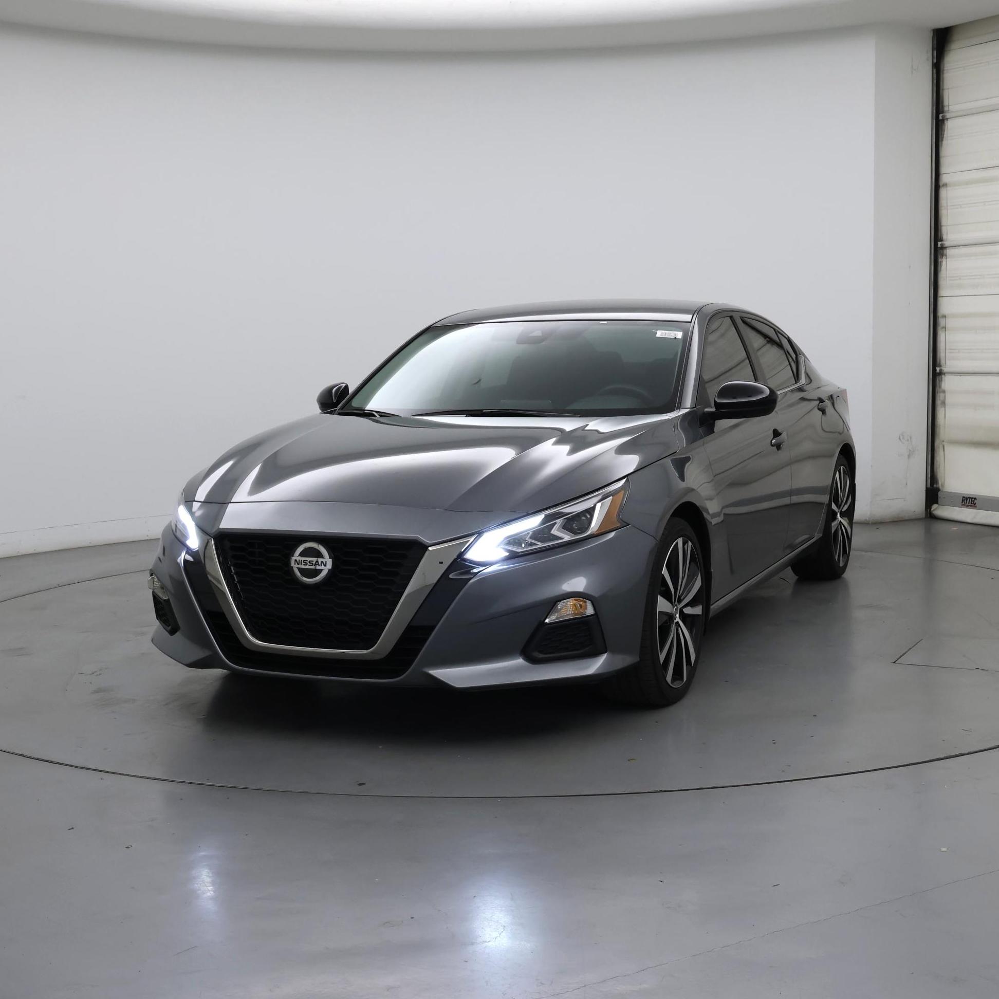 Thumbnail: 2021 Nissan Altima - 4