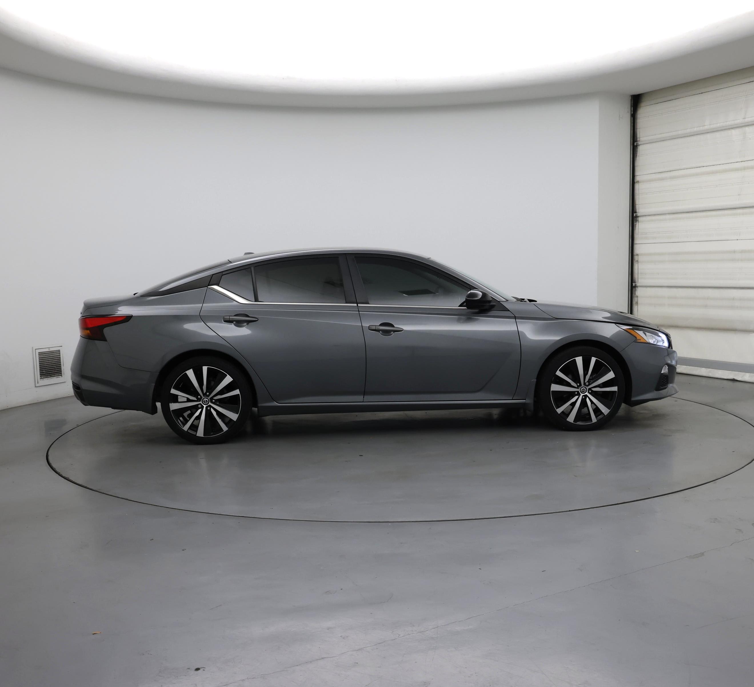 Thumbnail: 2021 Nissan Altima - 7