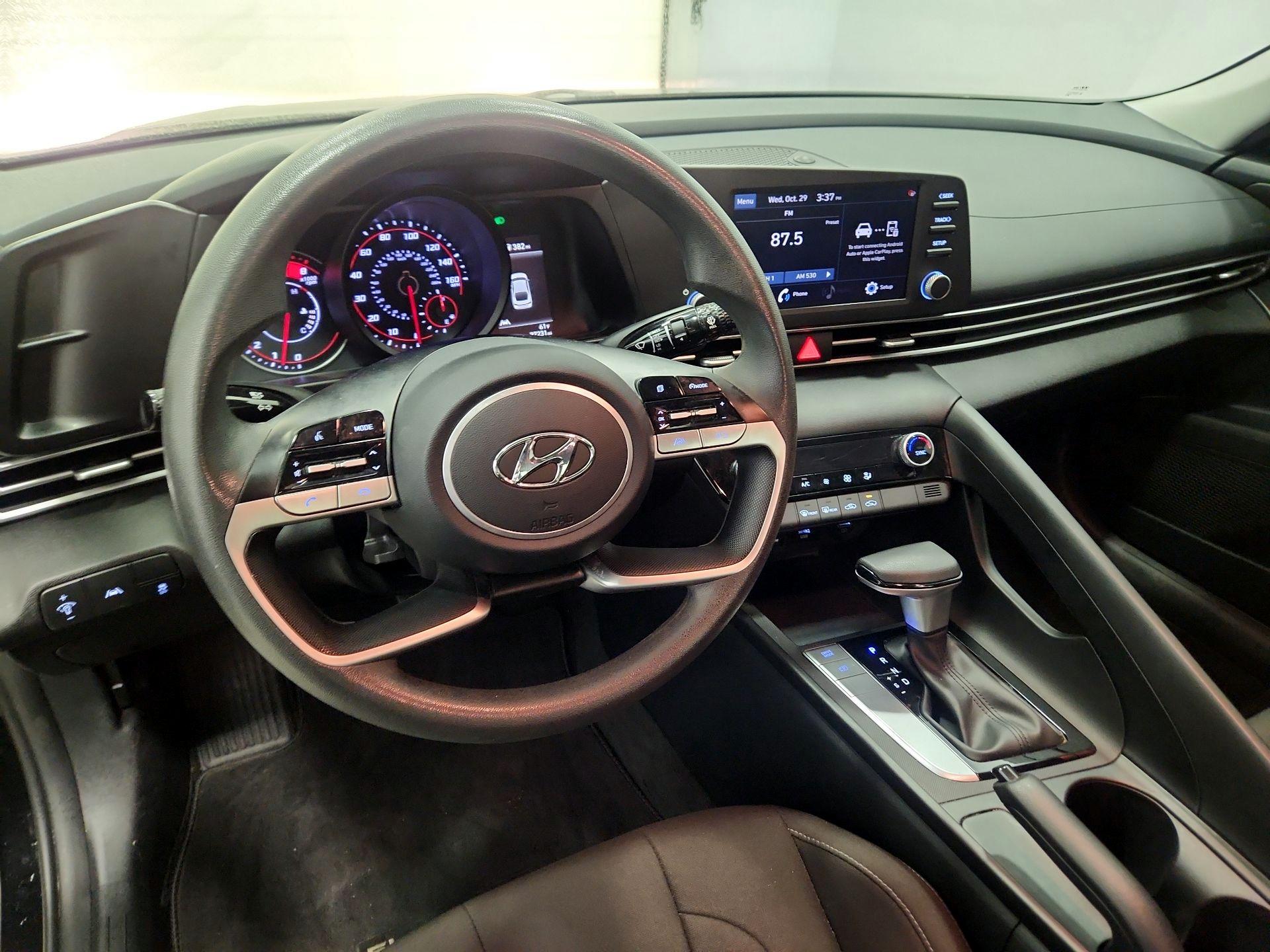 Thumbnail: 2023 Hyundai Elantra - 9