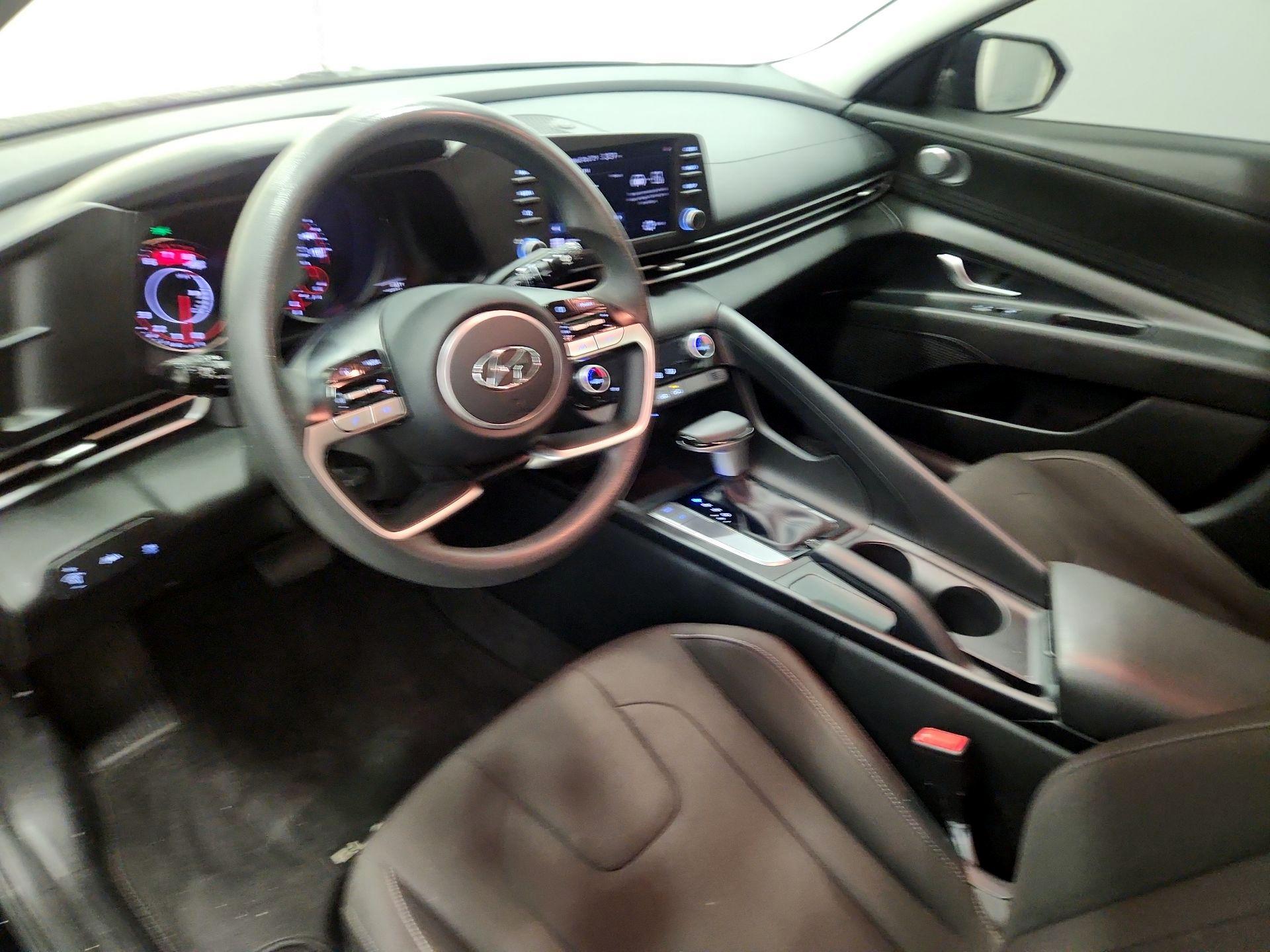 Thumbnail: 2023 Hyundai Elantra - 11