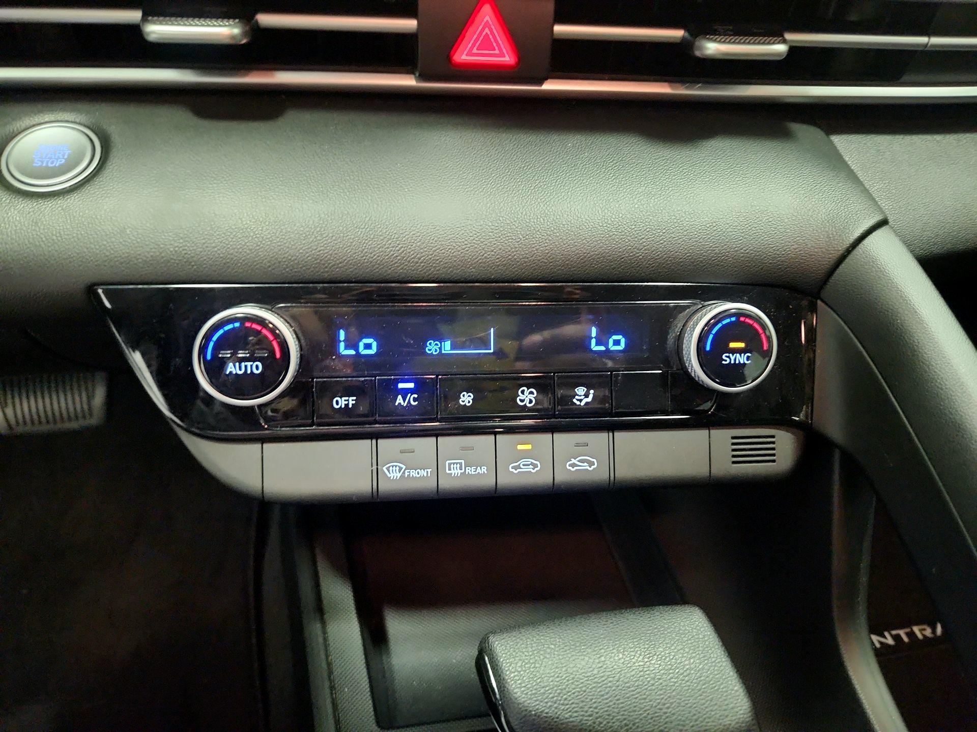 Thumbnail: 2023 Hyundai Elantra - 16