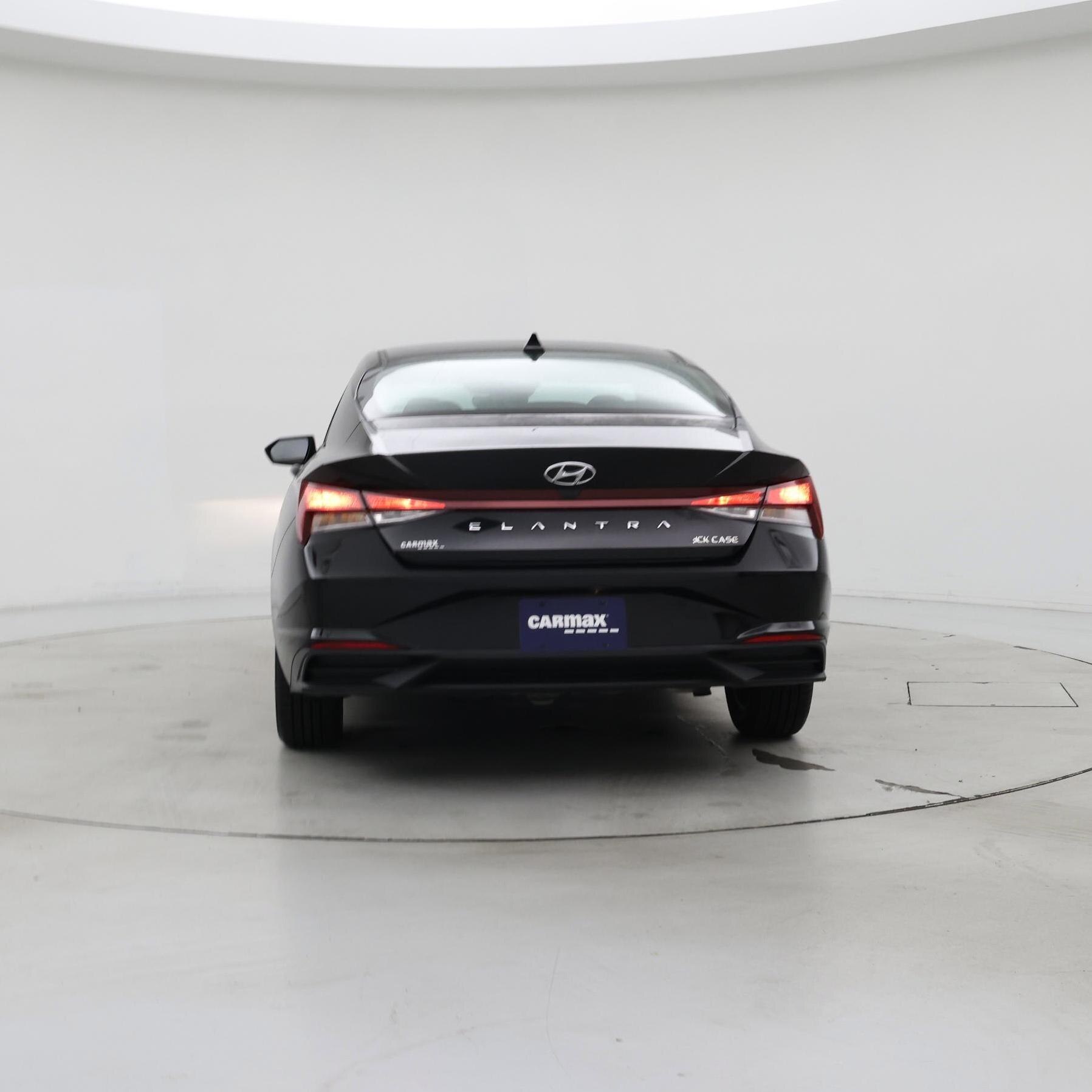 Thumbnail: 2023 Hyundai Elantra - 6