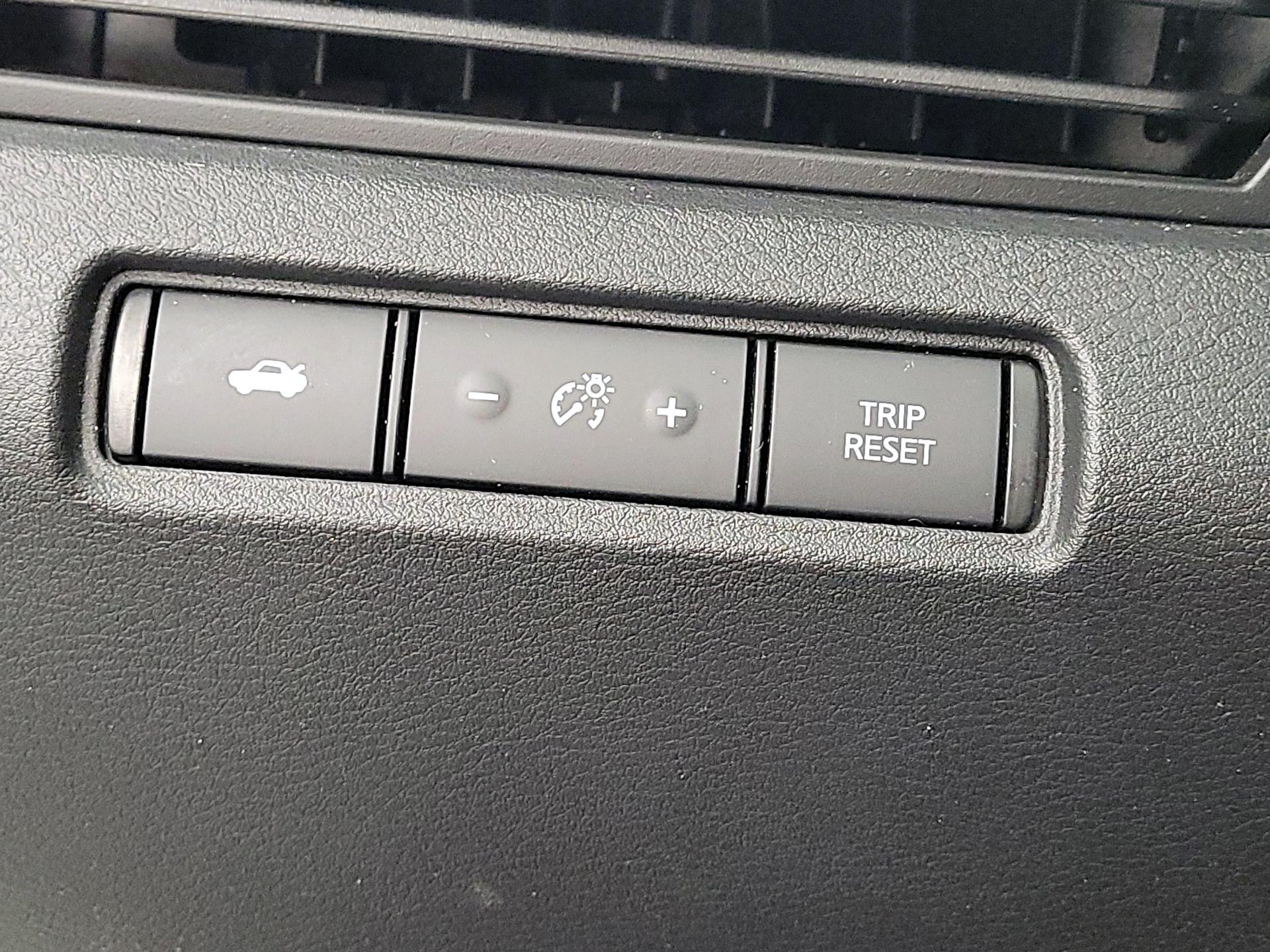 Thumbnail: 2022 Nissan Altima - 13