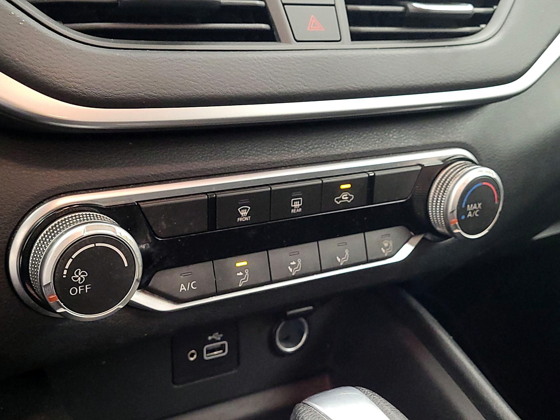 Thumbnail: 2022 Nissan Altima - 16