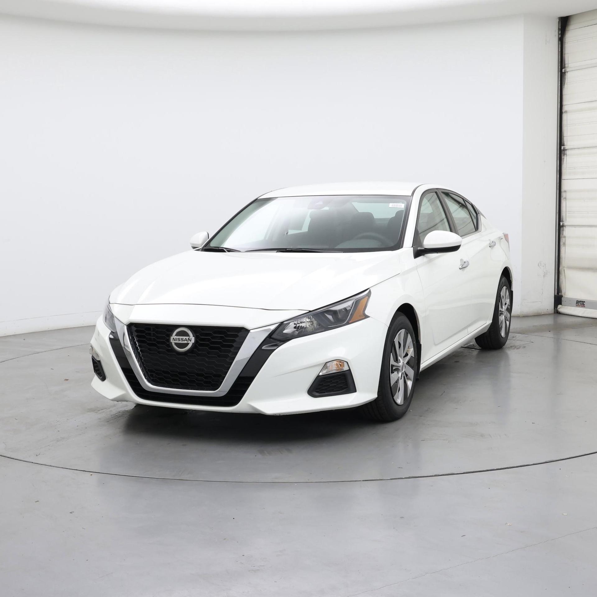 Thumbnail: 2022 Nissan Altima - 4