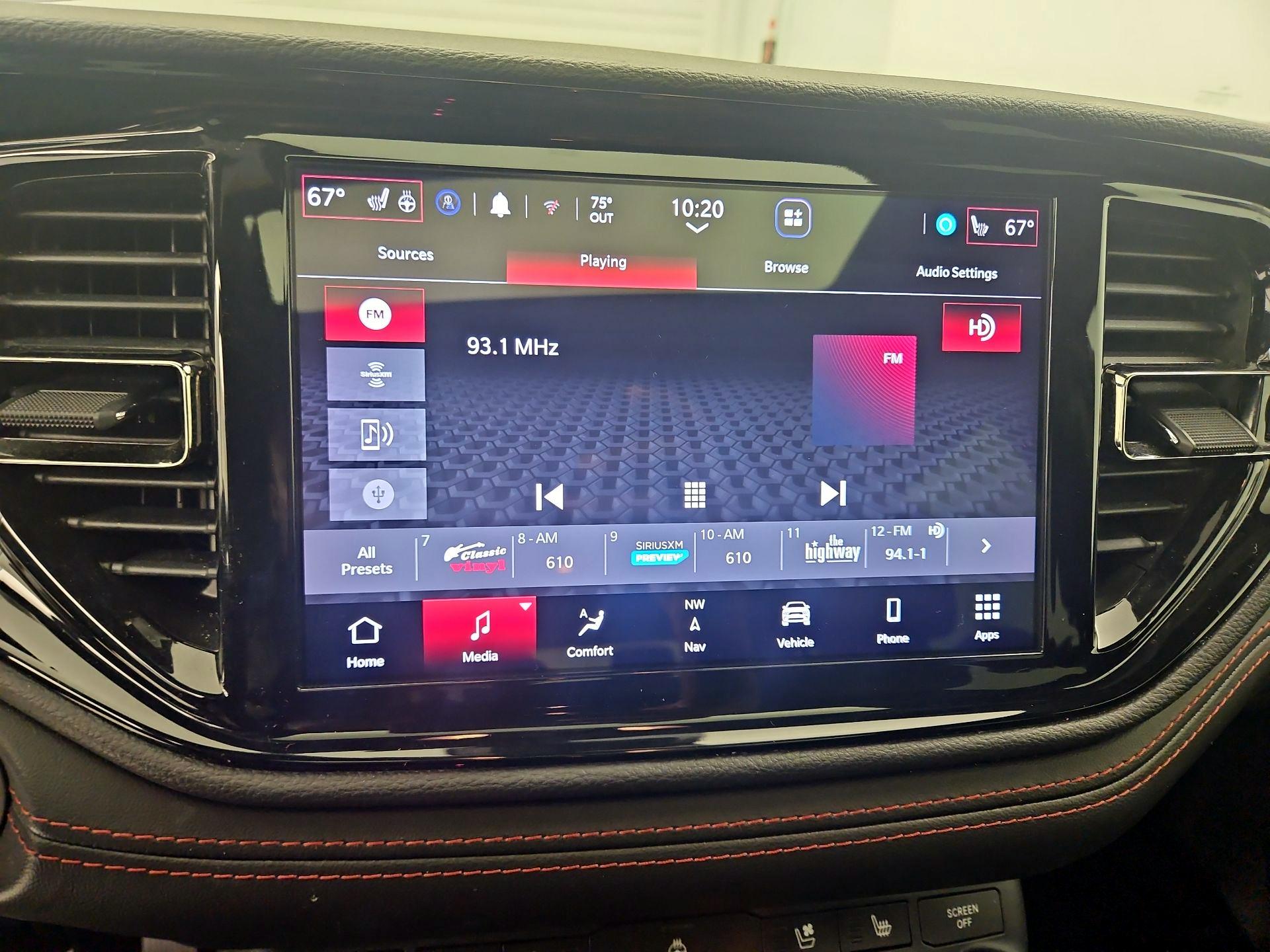 Thumbnail: 2023 Dodge Durango - 16