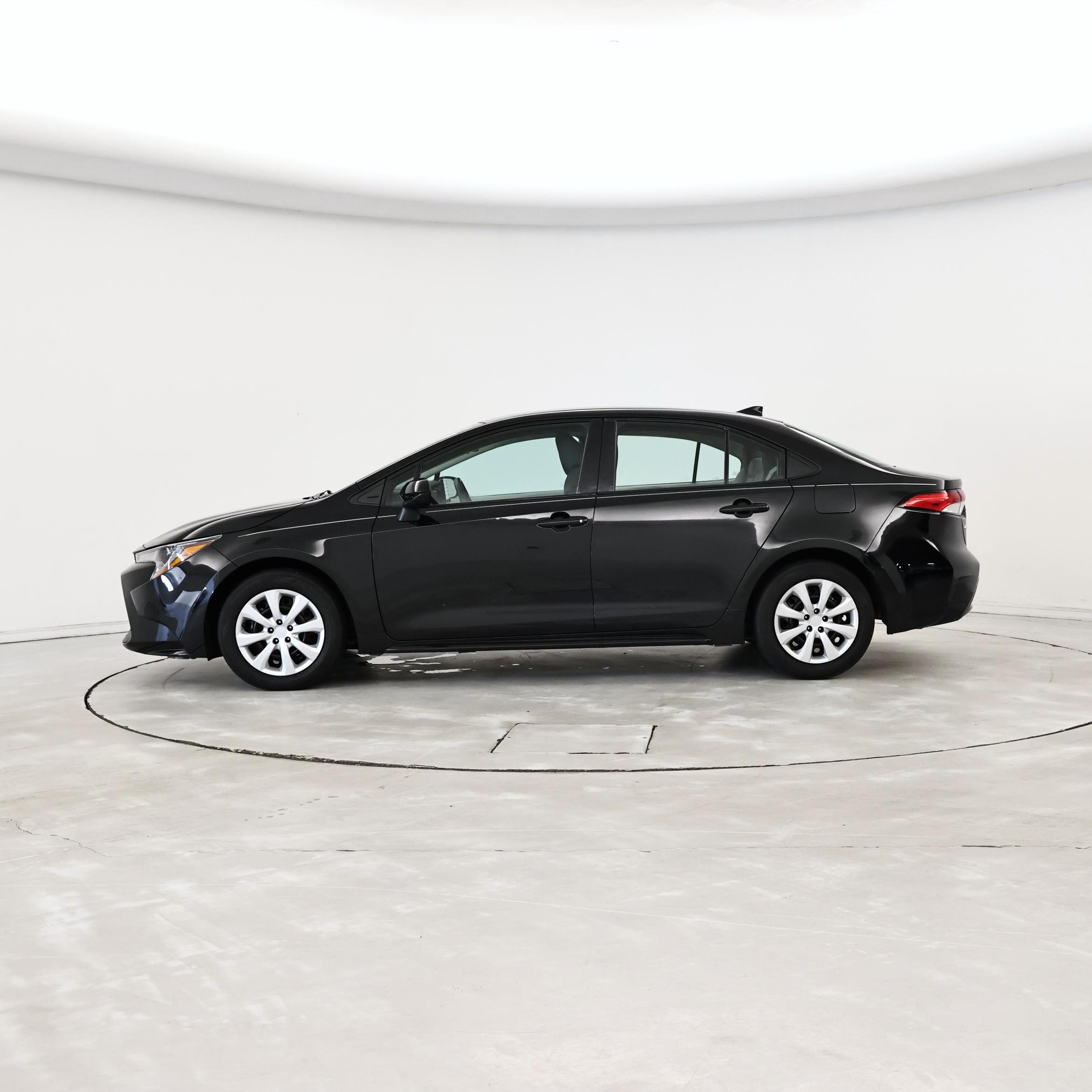 Thumbnail: 2022 Toyota Corolla - 3
