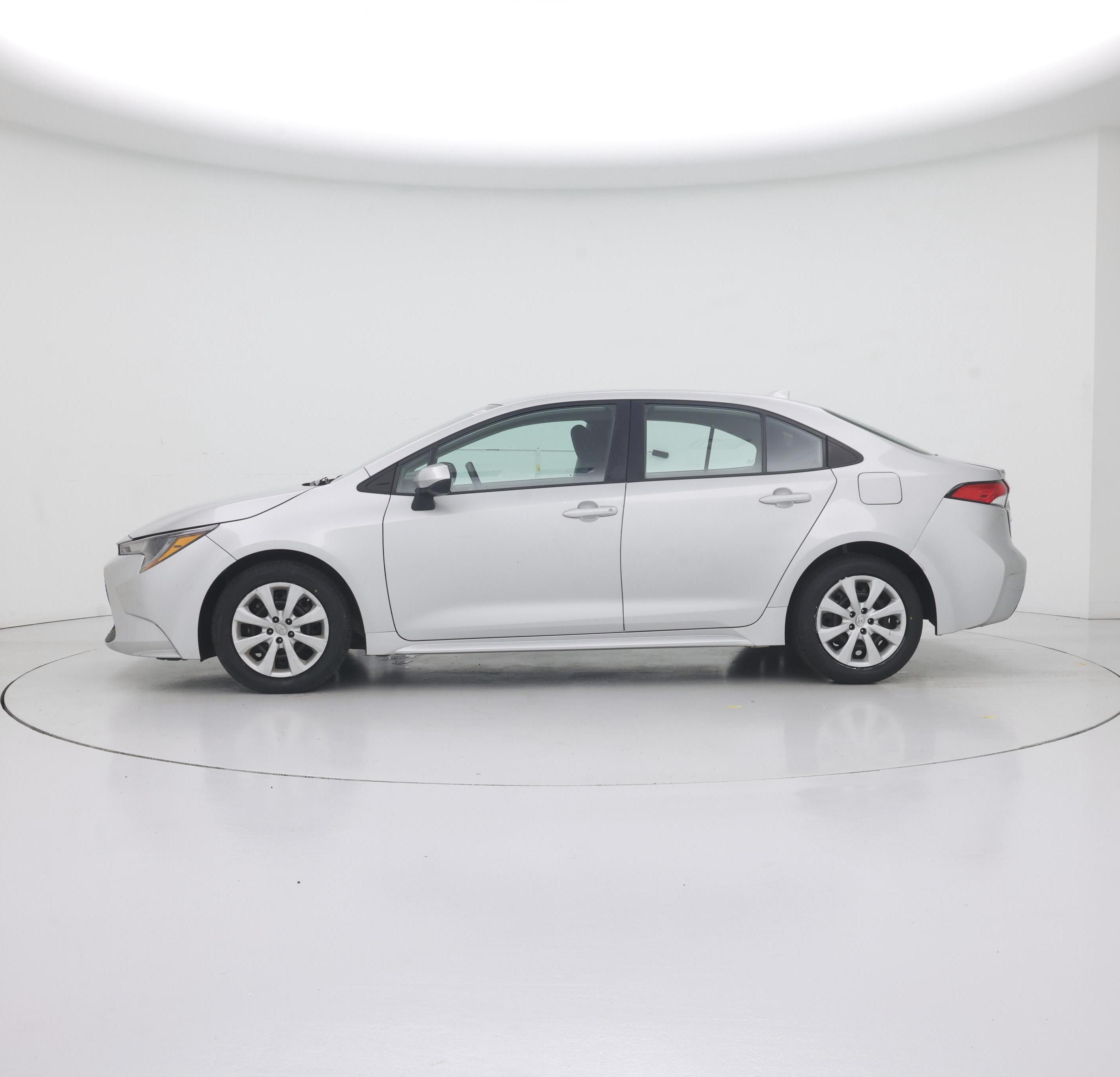 Thumbnail: 2022 Toyota Corolla - 3
