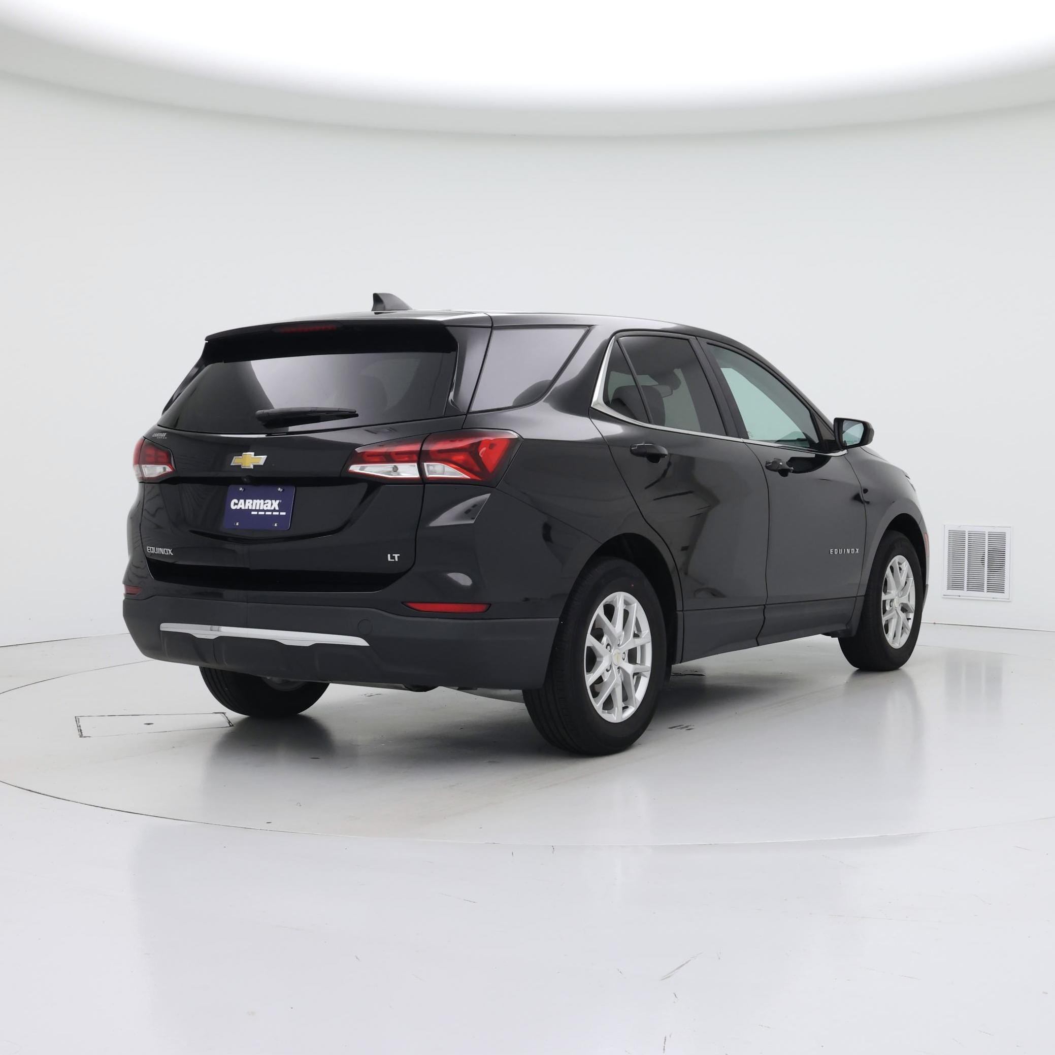 Thumbnail: 2022 Chevrolet Equinox - 8
