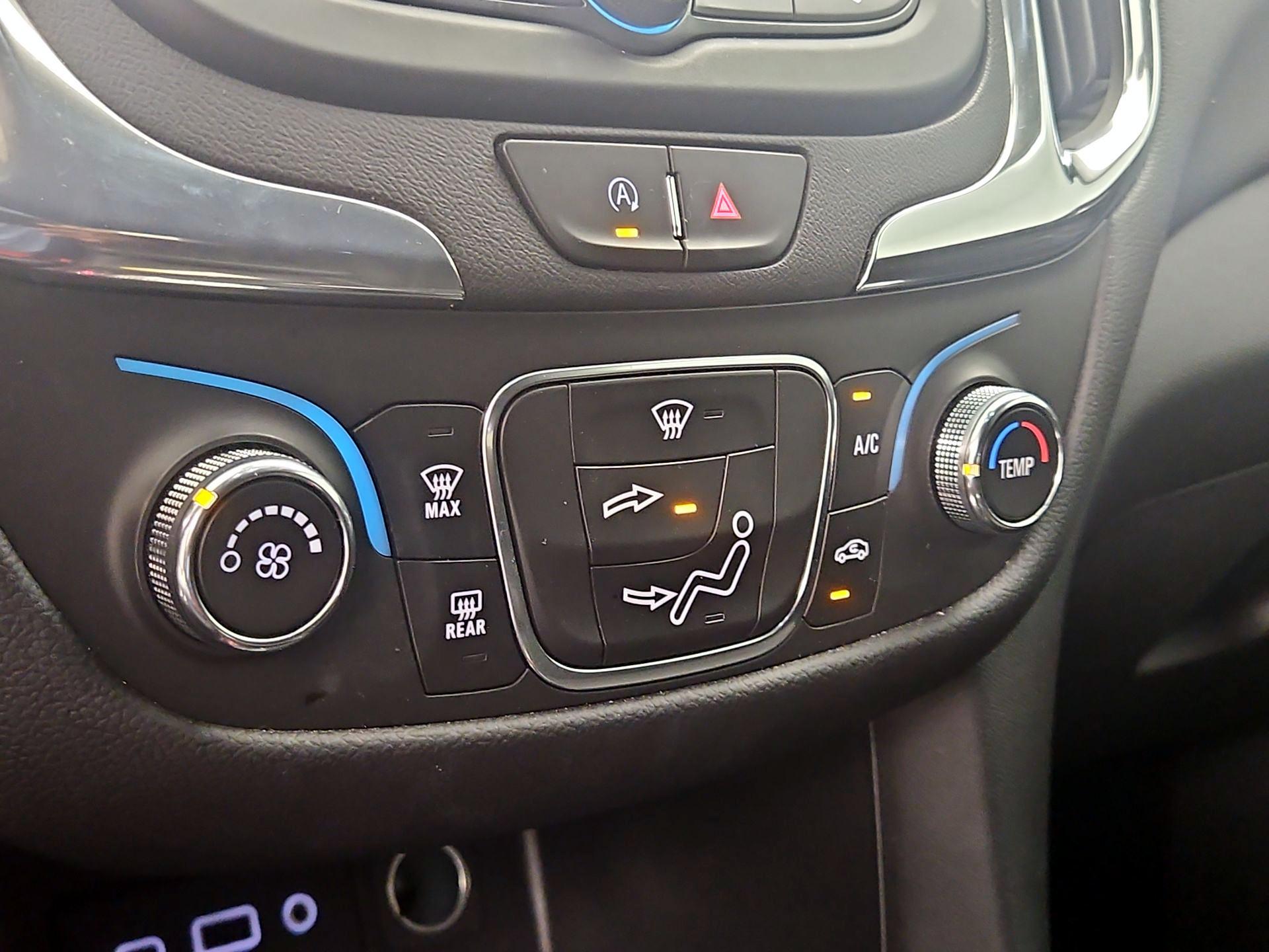 Thumbnail: 2023 Chevrolet Equinox - 16