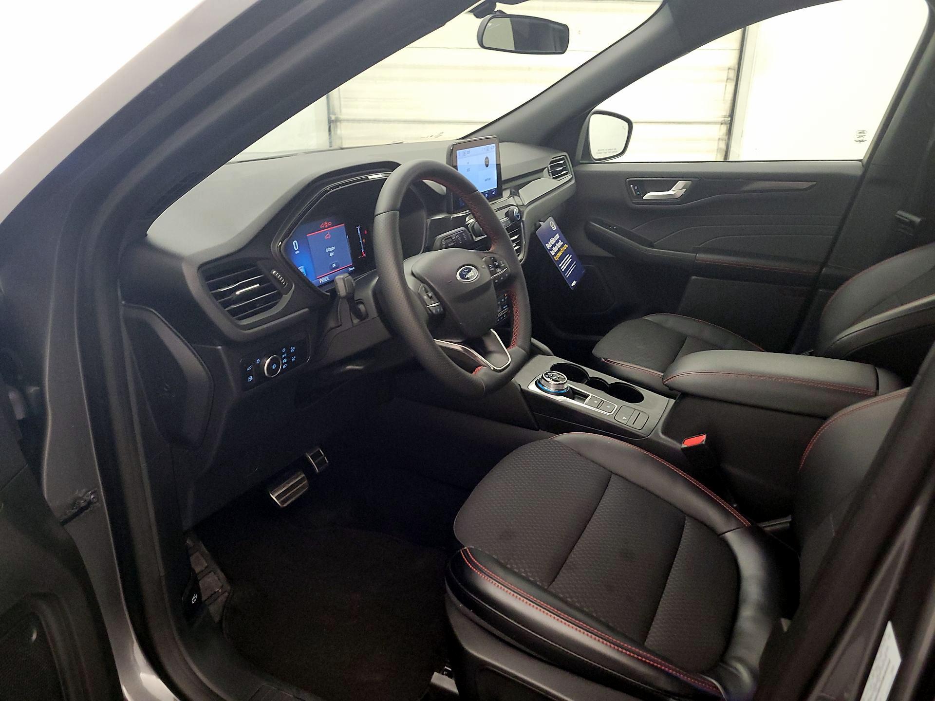 Thumbnail: 2023 Ford Escape - 11