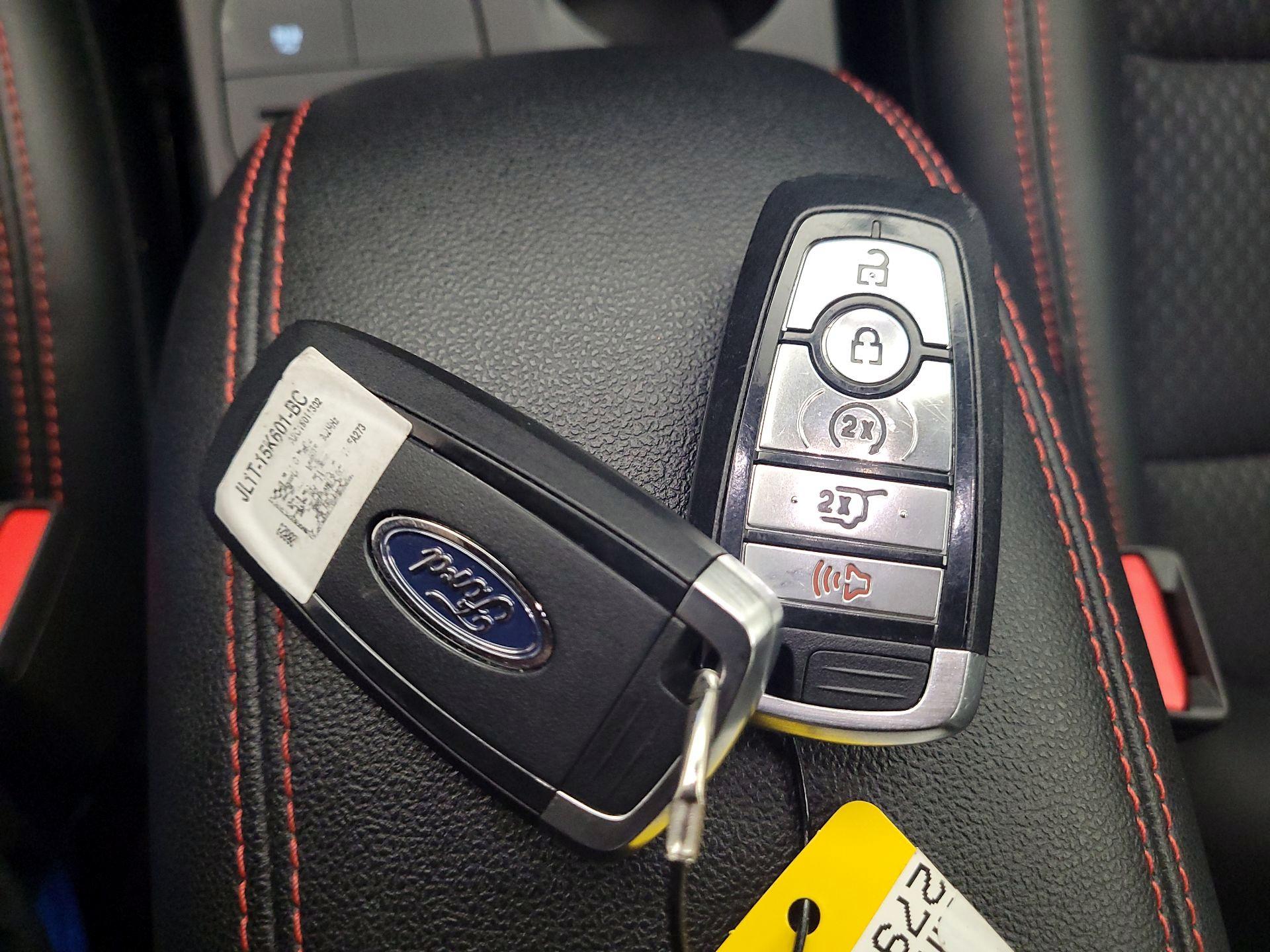 Thumbnail: 2023 Ford Escape - 18