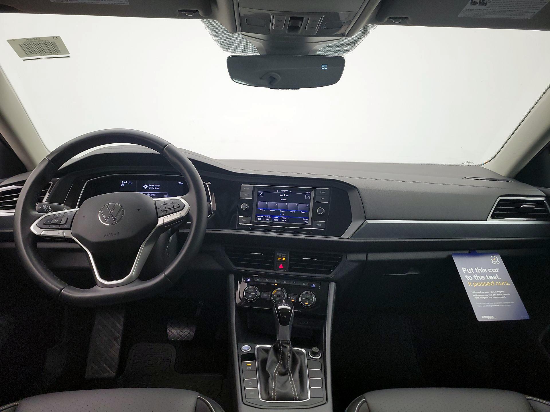 Thumbnail: 2022 Volkswagen Jetta - 9