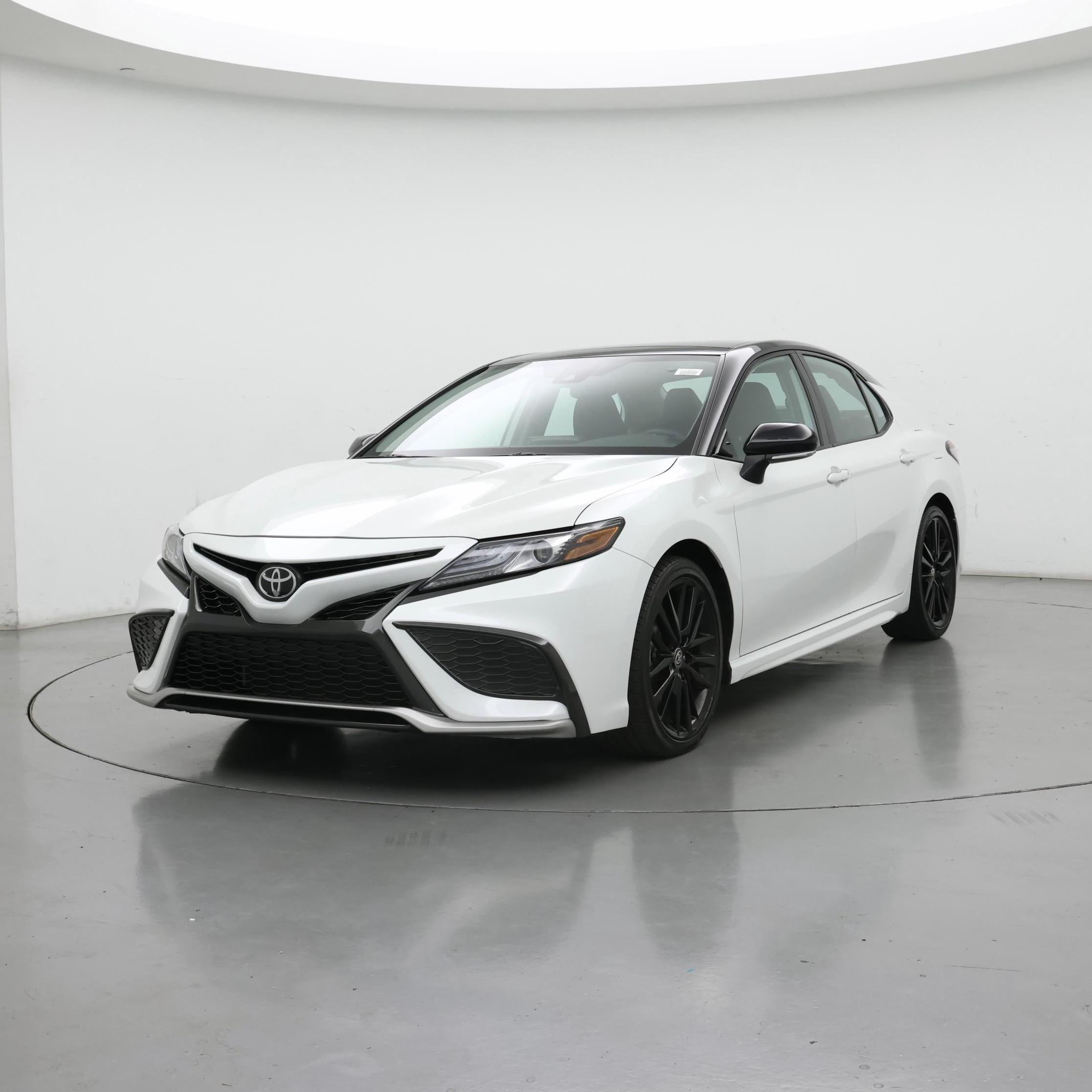 Thumbnail: 2022 Toyota Camry - 4