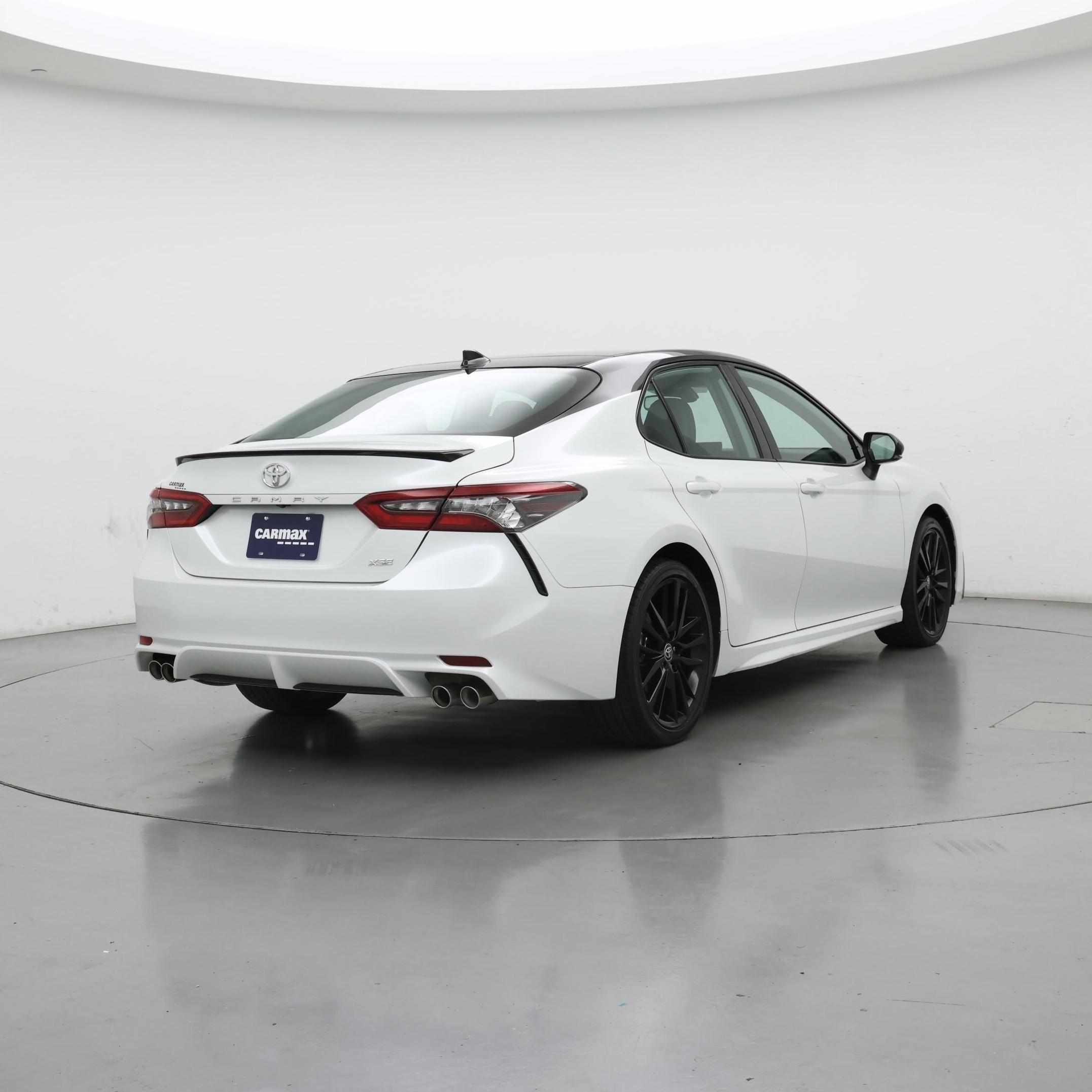 Thumbnail: 2022 Toyota Camry - 8