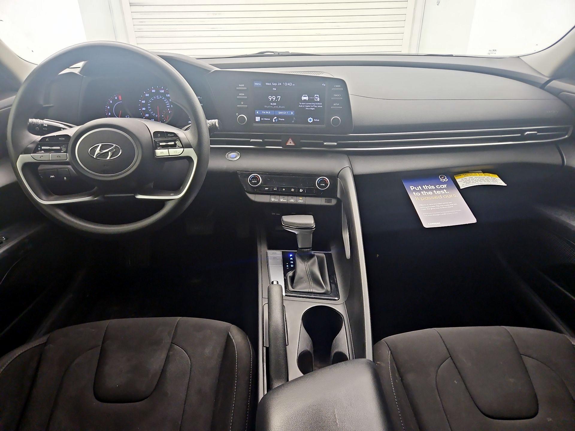 Thumbnail: 2023 Hyundai Elantra - 9