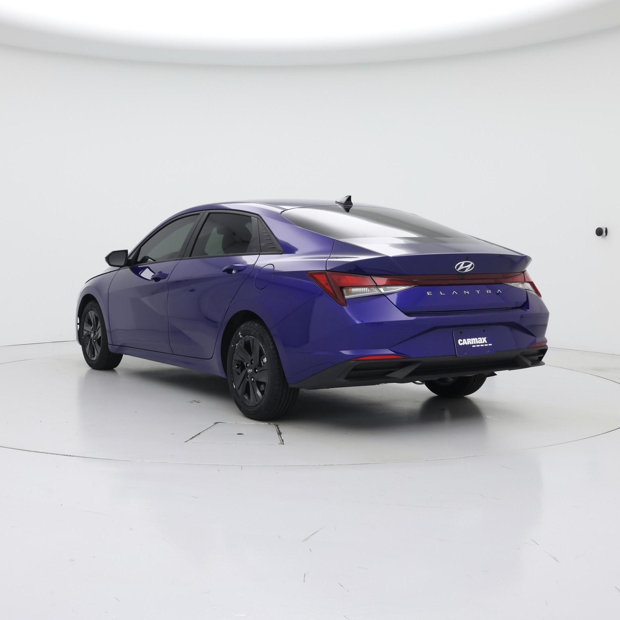 Thumbnail: 2023 Hyundai Elantra - 2