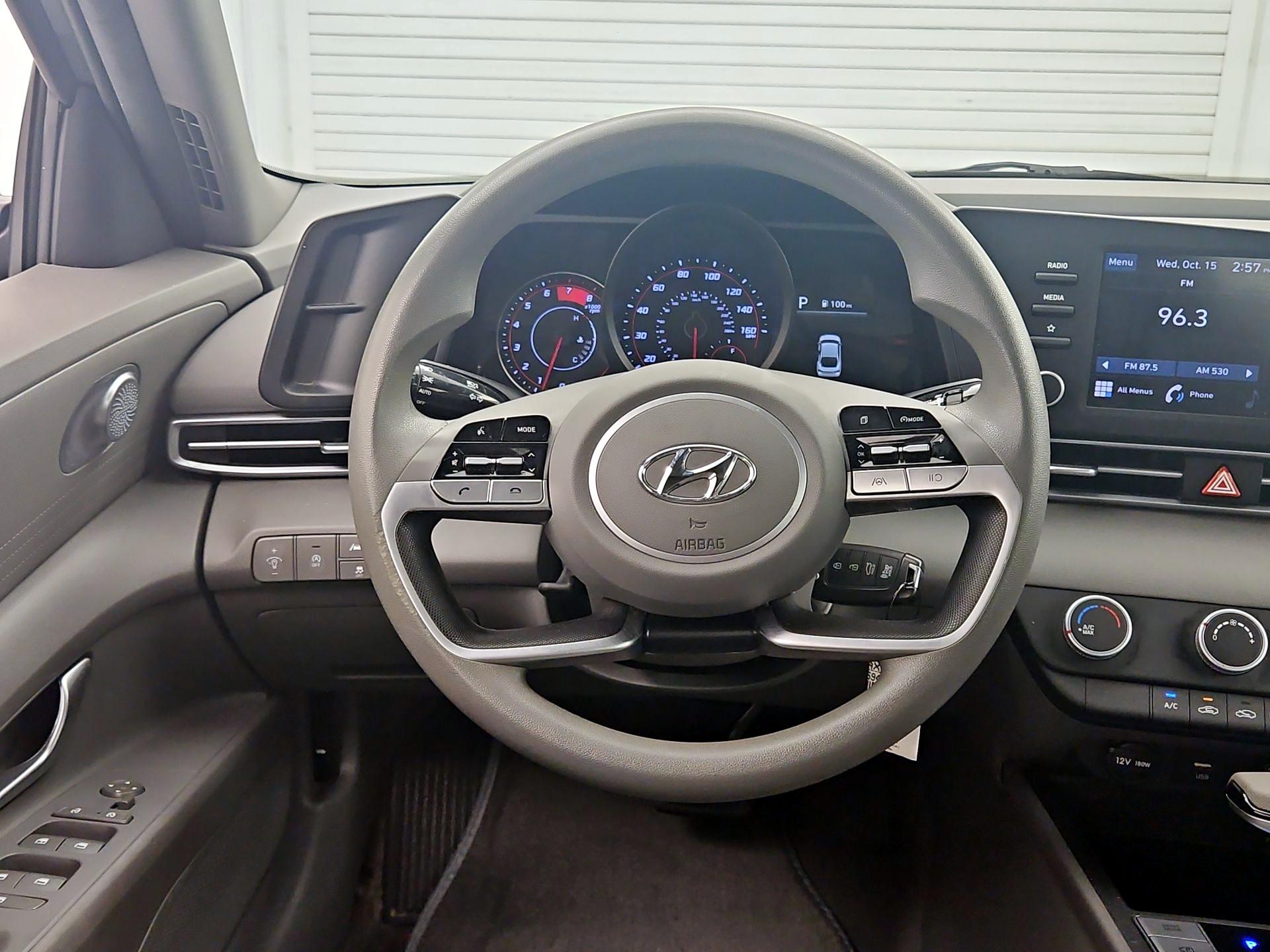 Thumbnail: 2023 Hyundai Elantra - 10