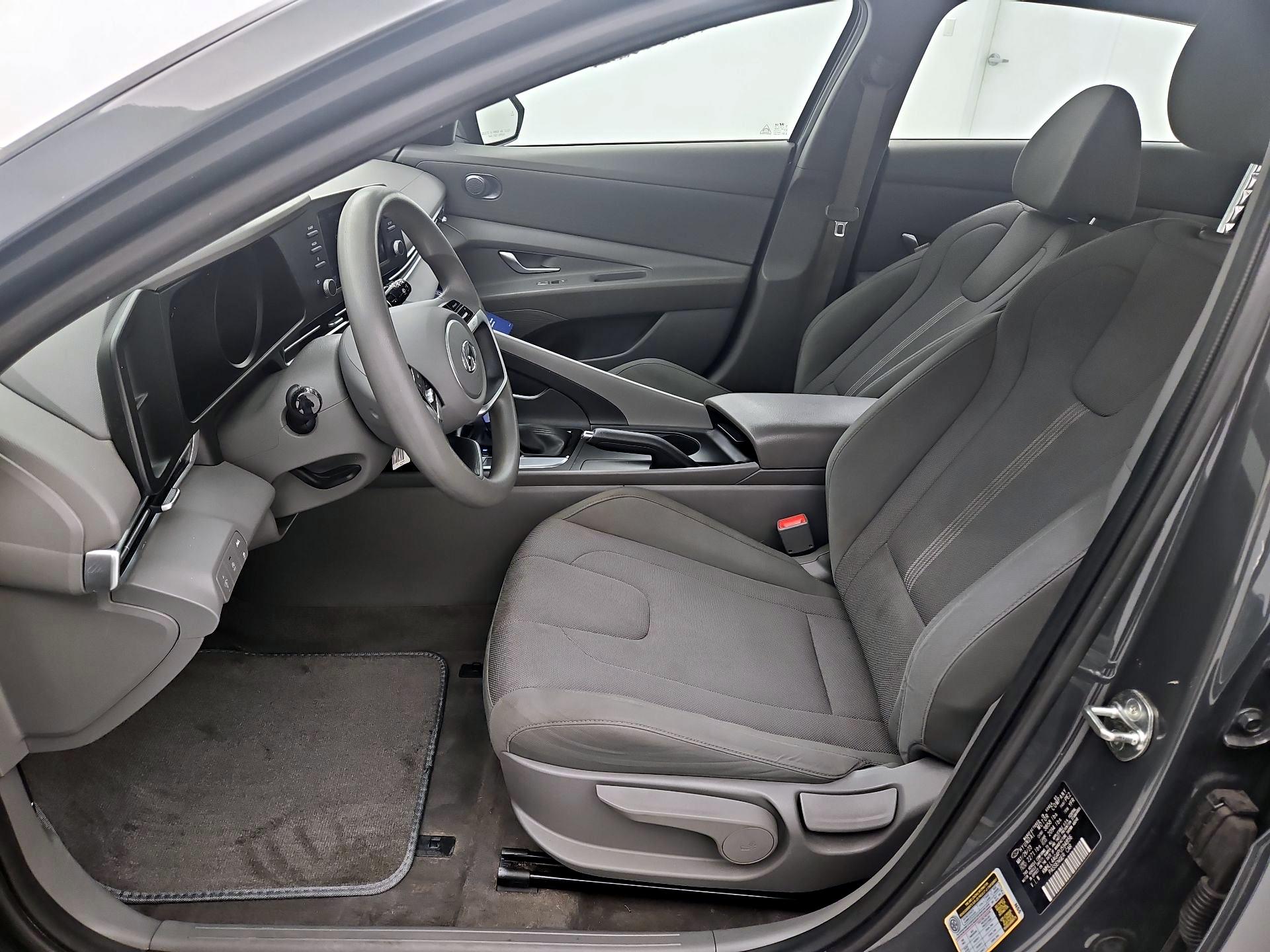 Thumbnail: 2023 Hyundai Elantra - 11