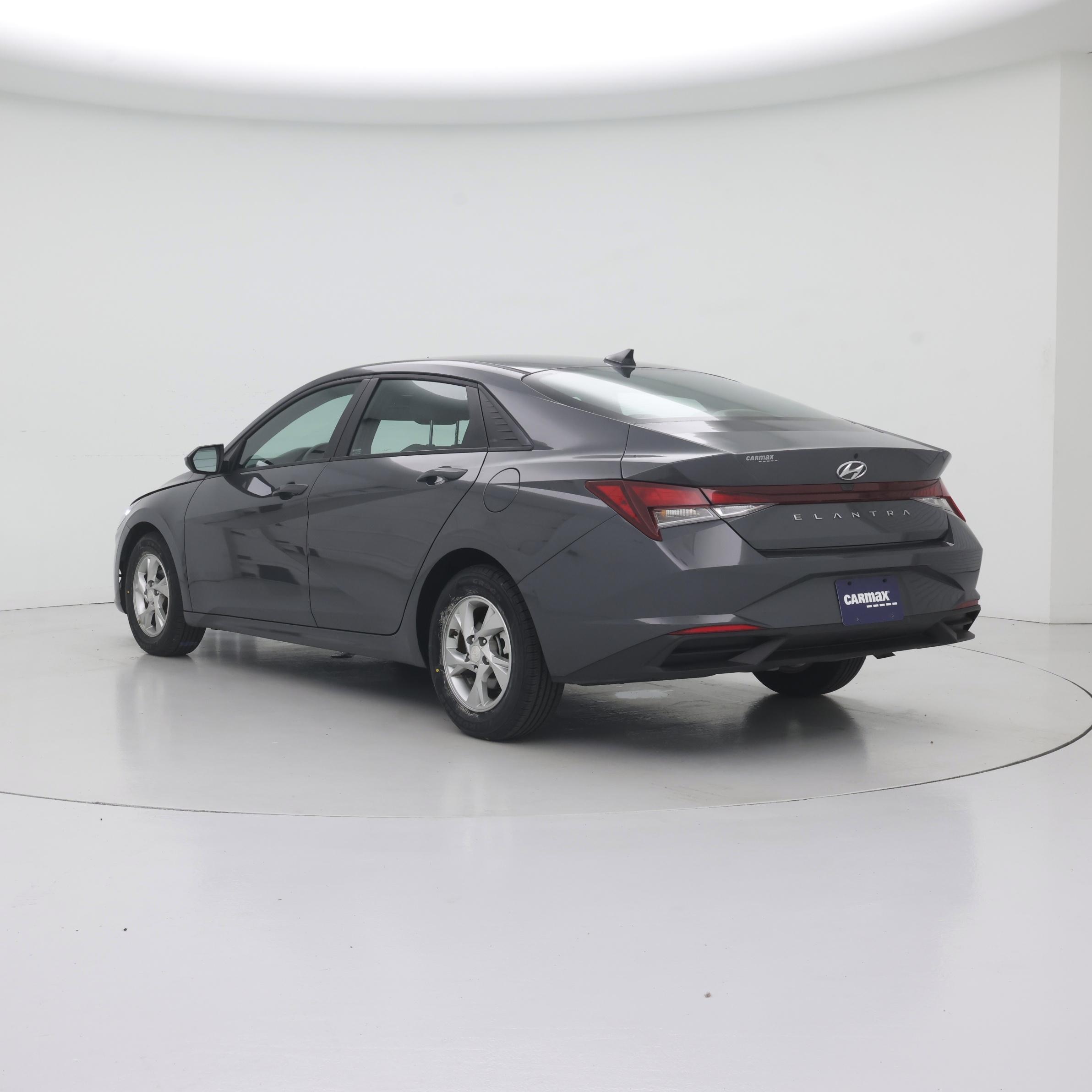 Thumbnail: 2023 Hyundai Elantra - 2
