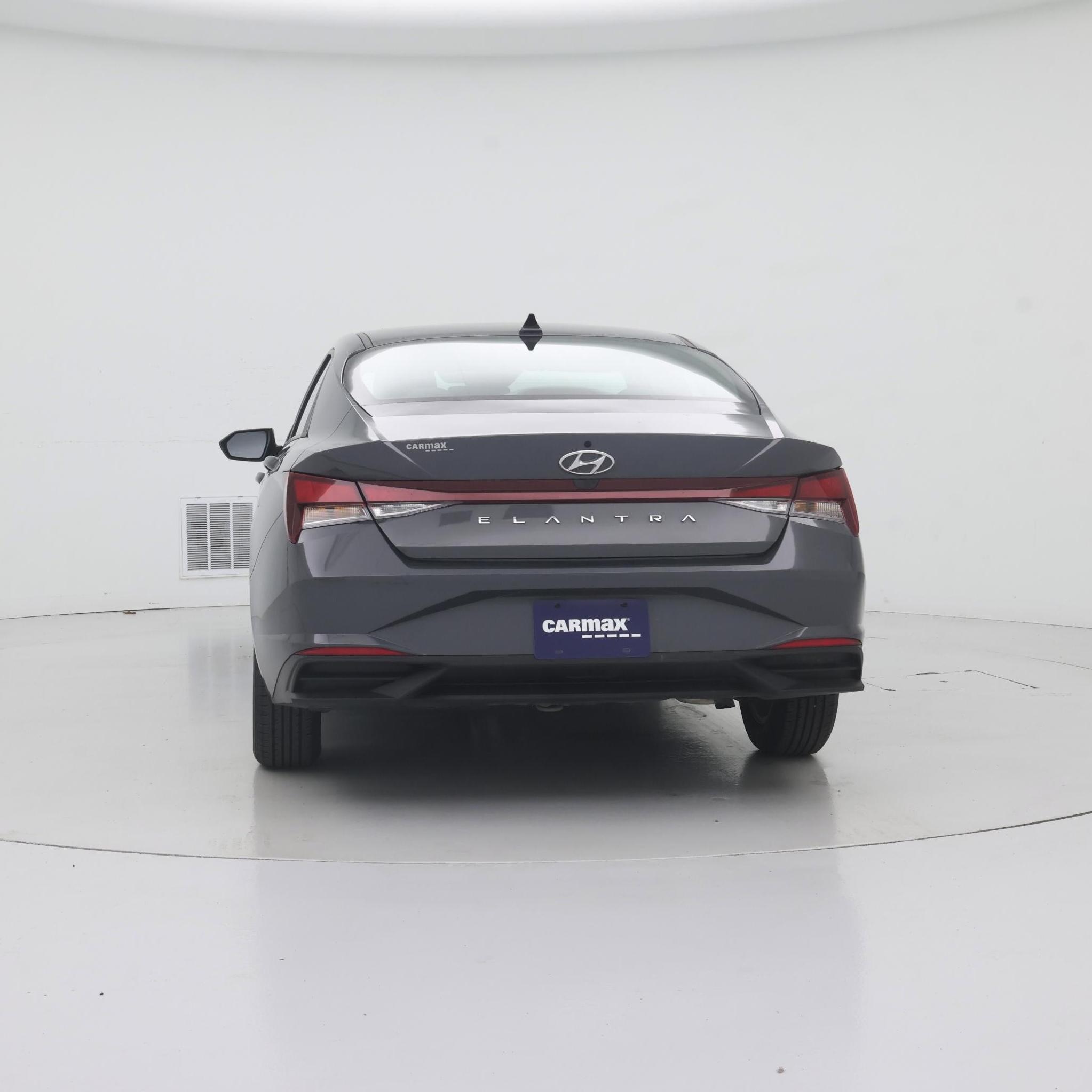 Thumbnail: 2023 Hyundai Elantra - 6
