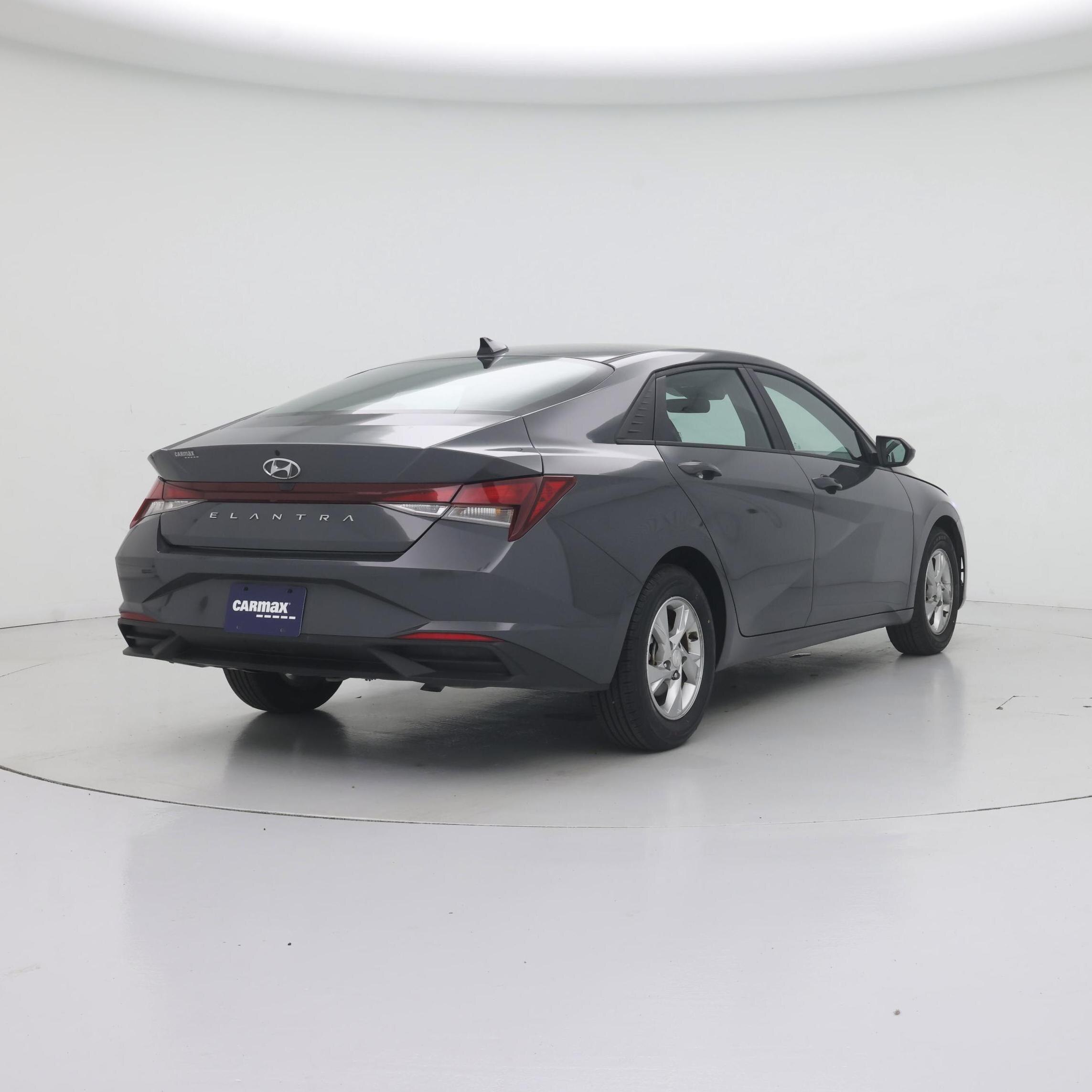 Thumbnail: 2023 Hyundai Elantra - 8