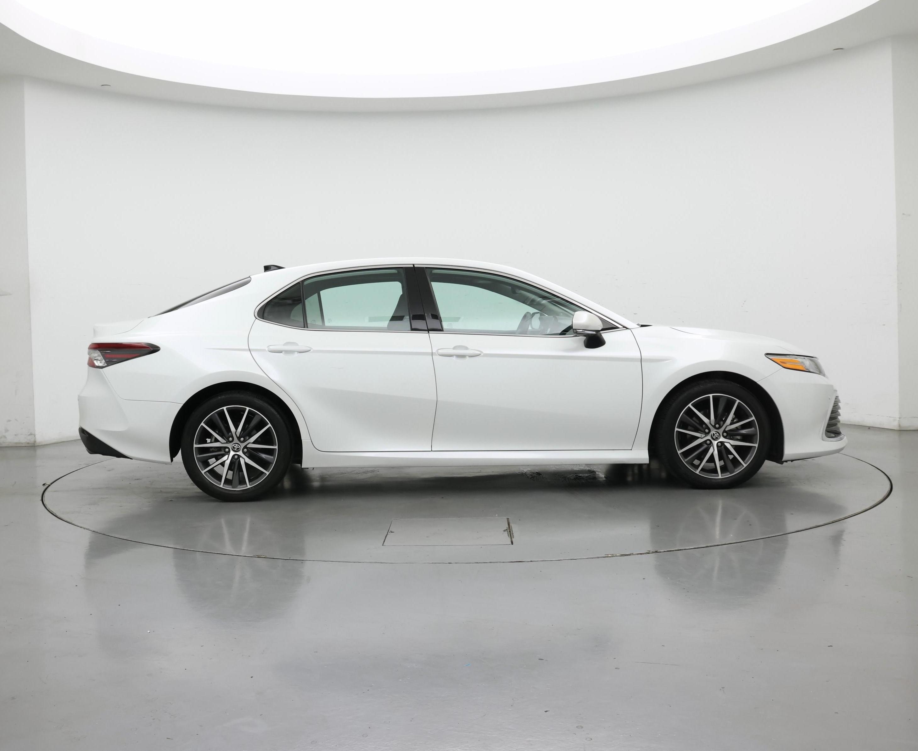 Thumbnail: 2023 Toyota Camry - 7