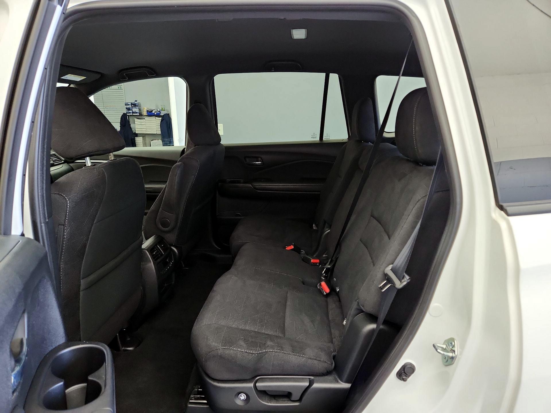 Thumbnail: 2022 Honda Pilot - 19