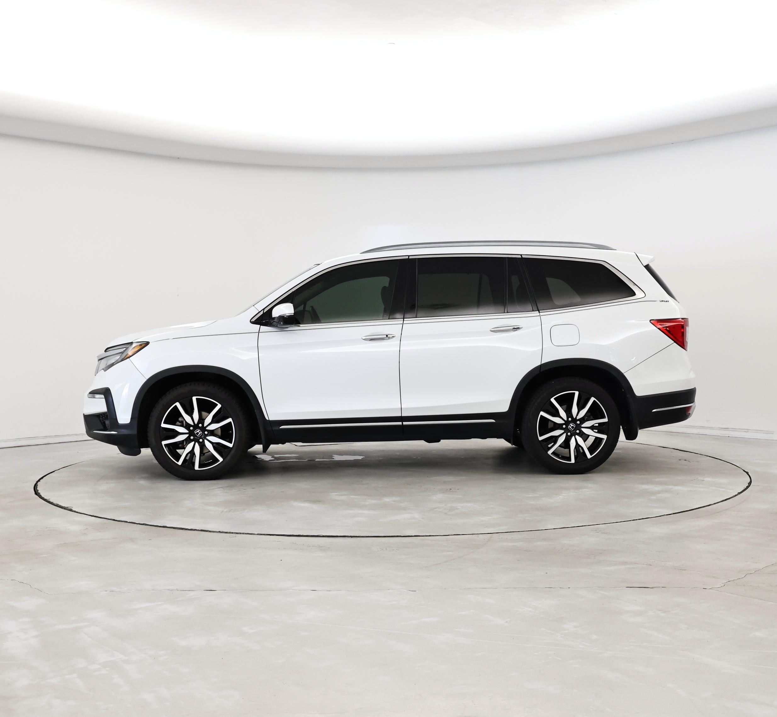 Thumbnail: 2021 Honda Pilot - 3
