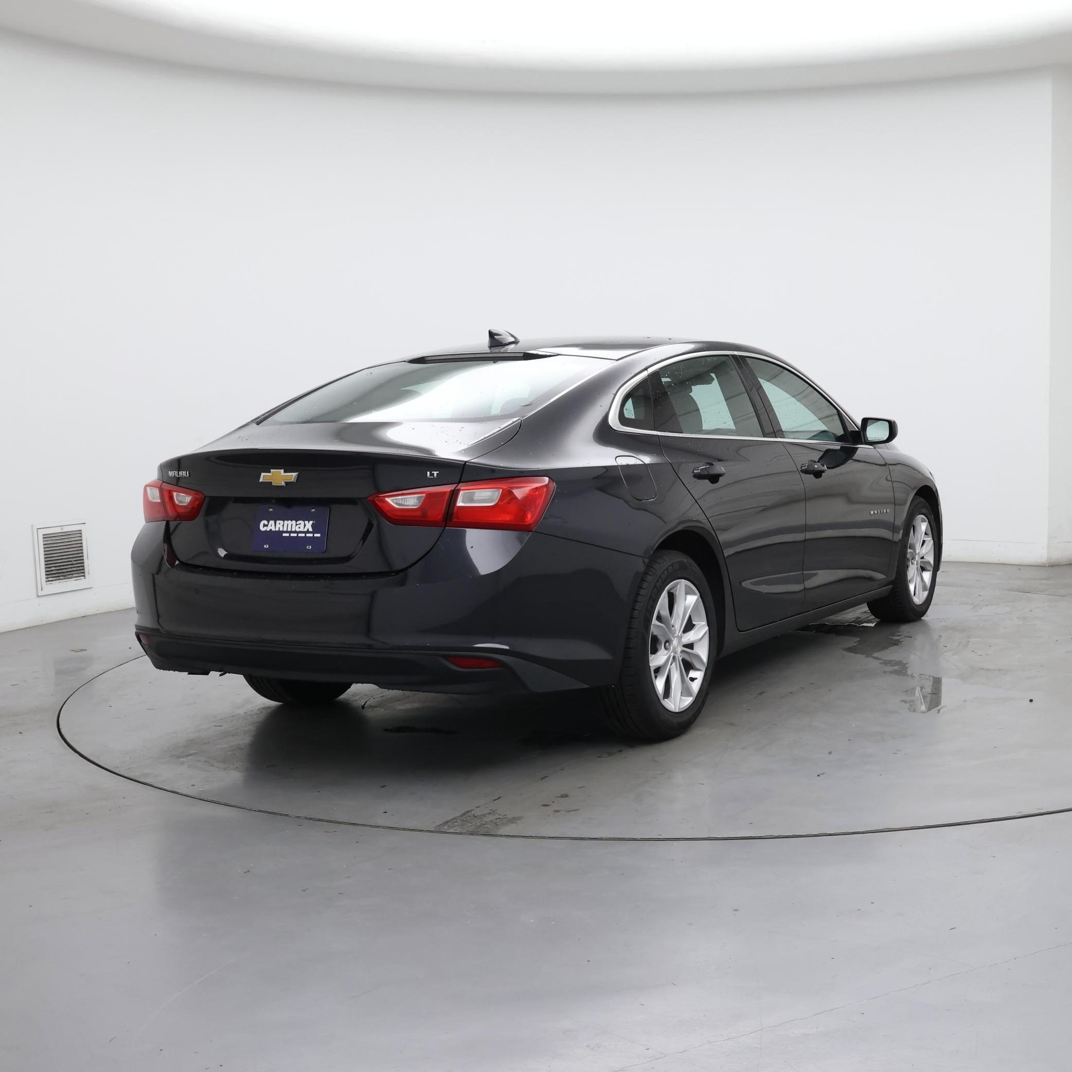 Thumbnail: 2023 Chevrolet Malibu - 8