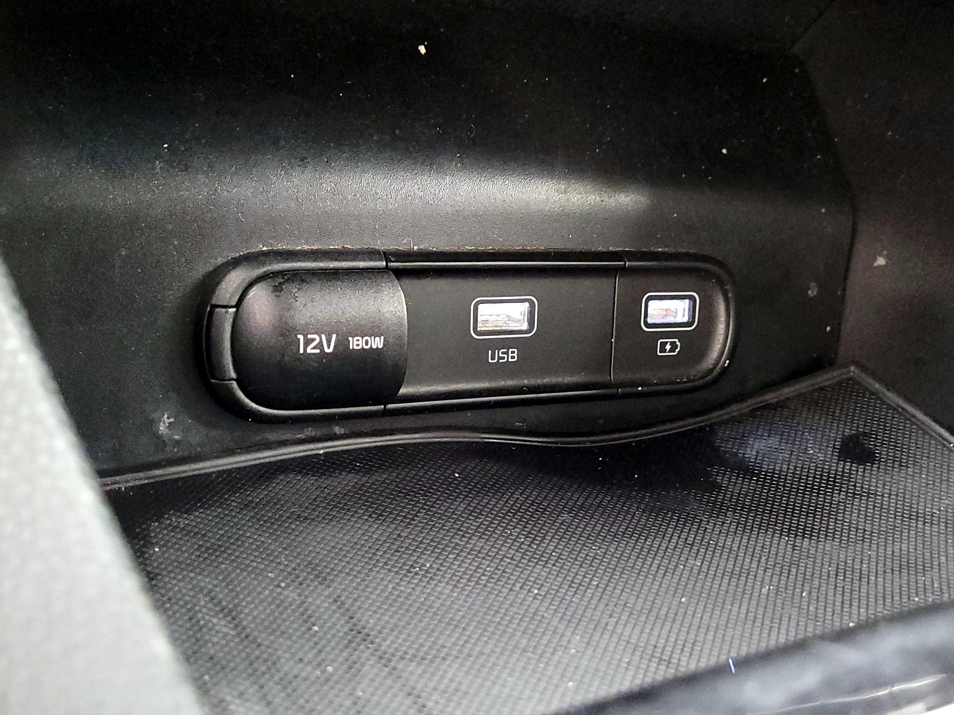 Thumbnail: 2023 Kia K5 - 18