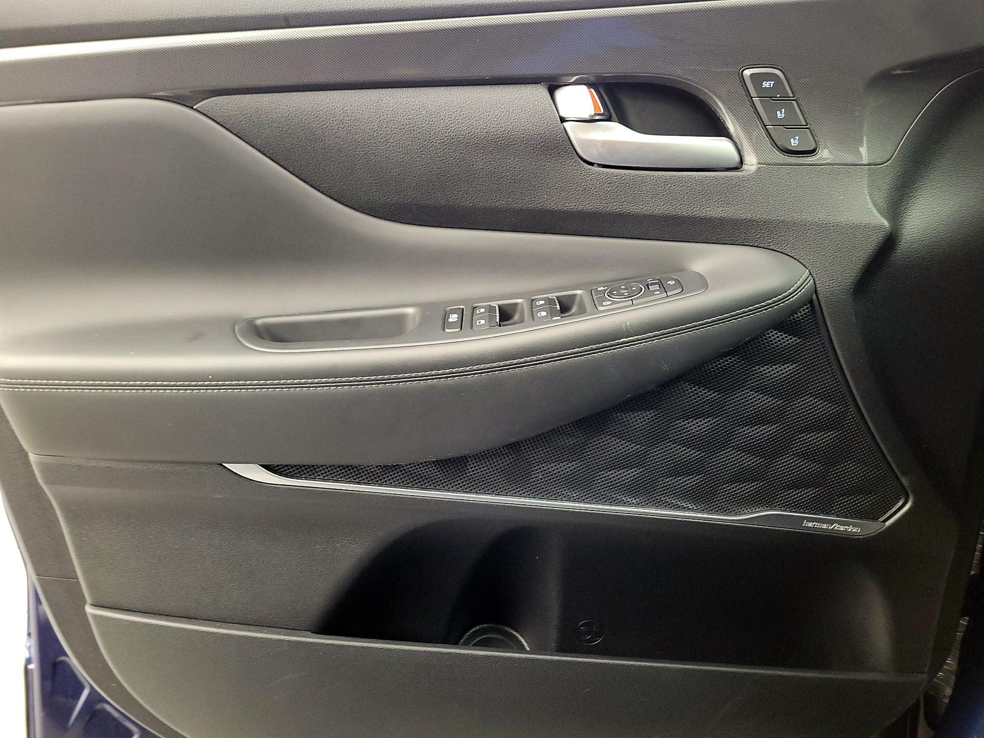 Thumbnail: 2022 Hyundai Santa Fe - 12