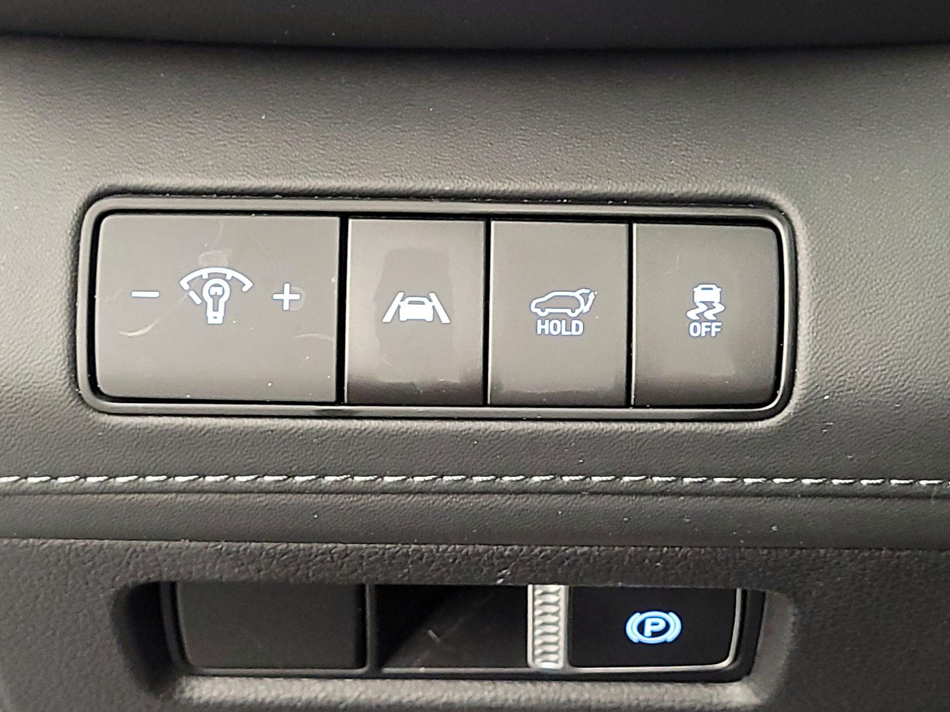 Thumbnail: 2022 Hyundai Santa Fe - 13