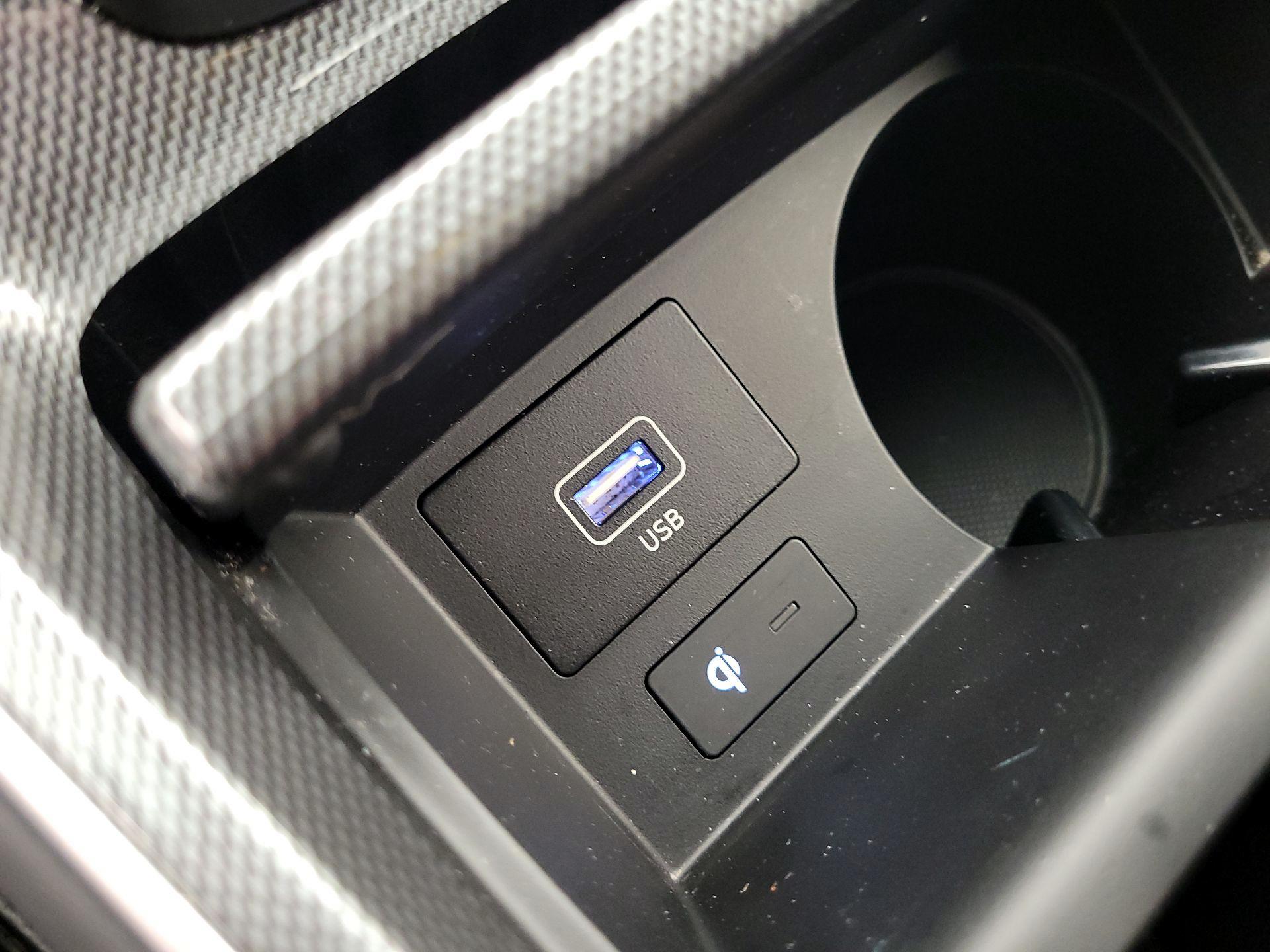 Thumbnail: 2022 Hyundai Santa Fe - 18