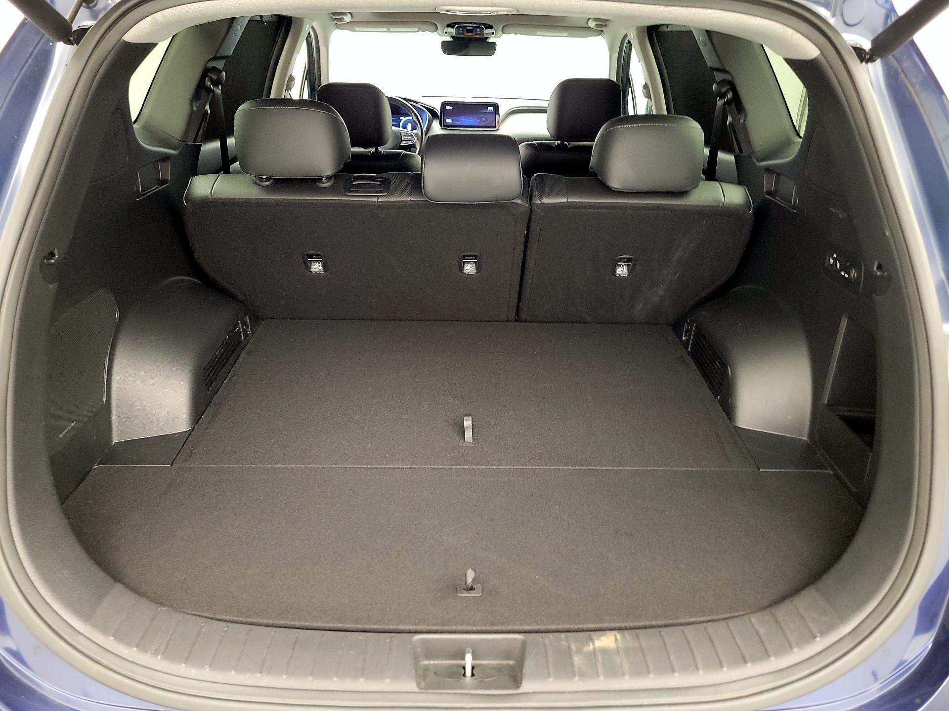 Thumbnail: 2022 Hyundai Santa Fe - 20