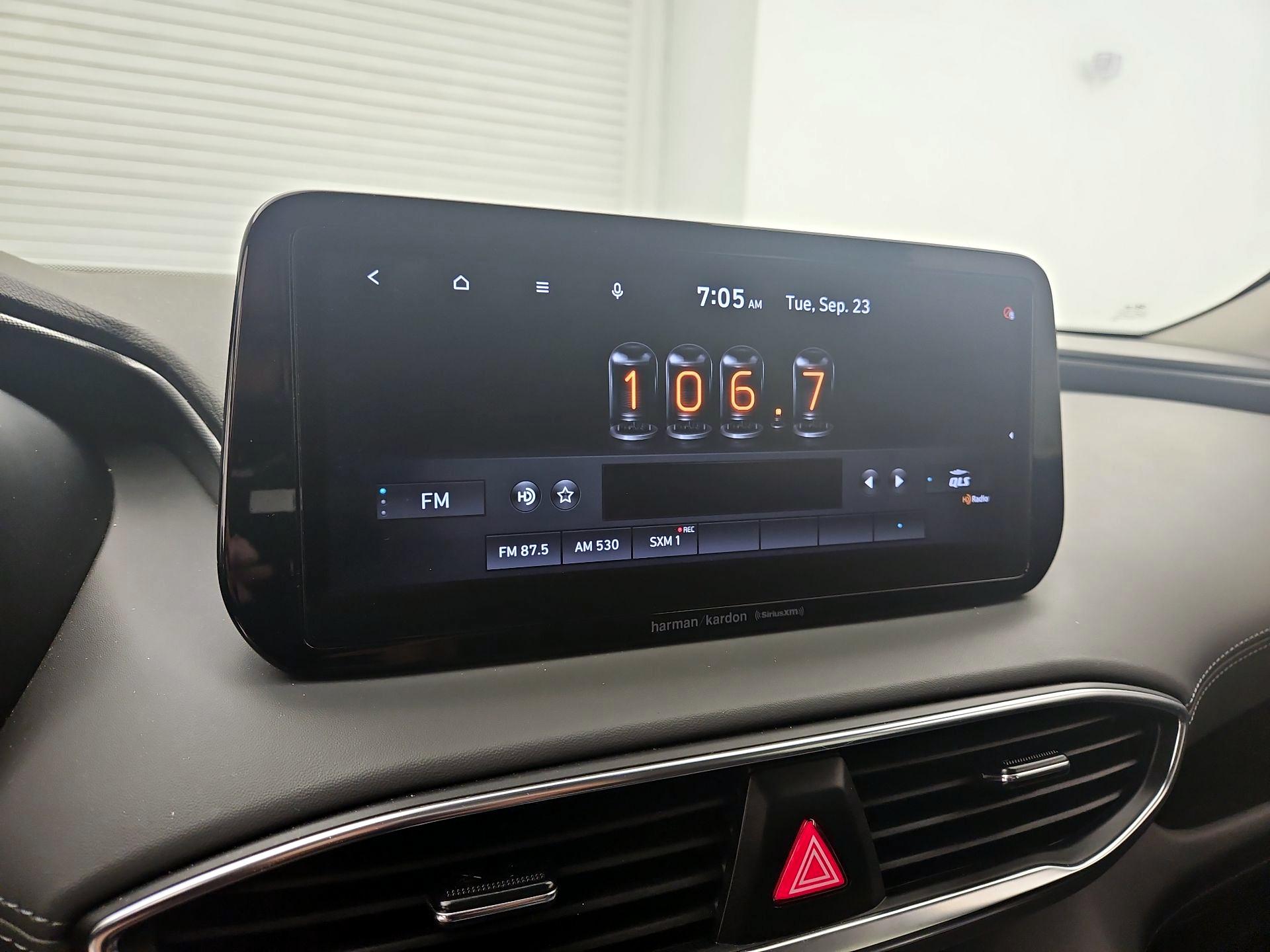 Thumbnail: 2021 Hyundai Santa Fe - 16