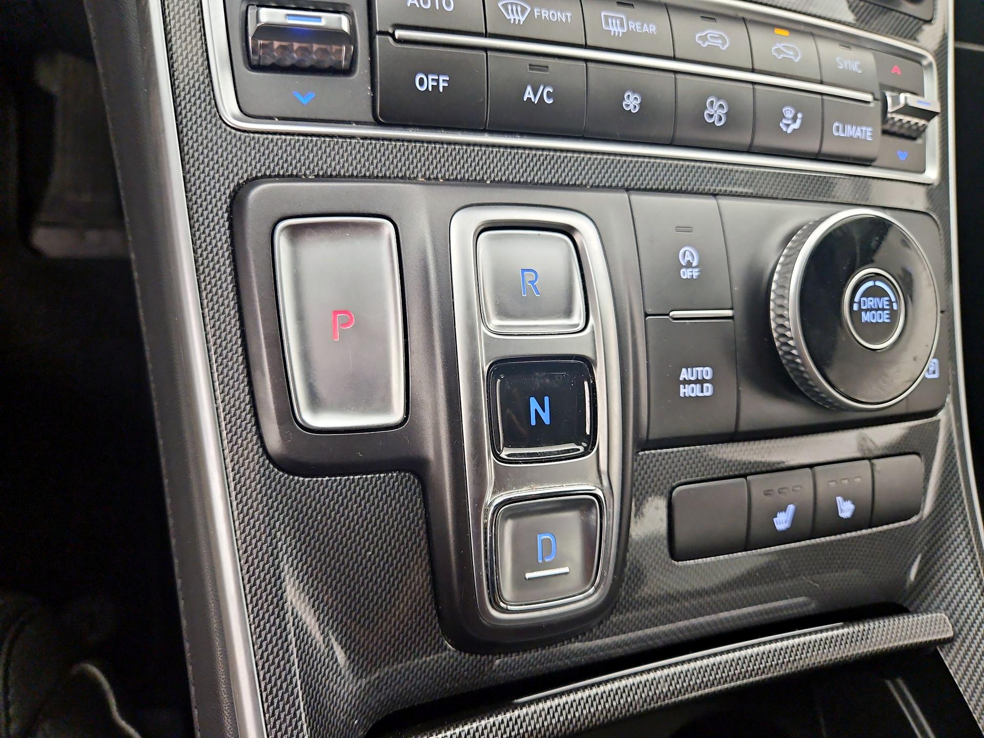 Thumbnail: 2021 Hyundai Santa Fe - 18