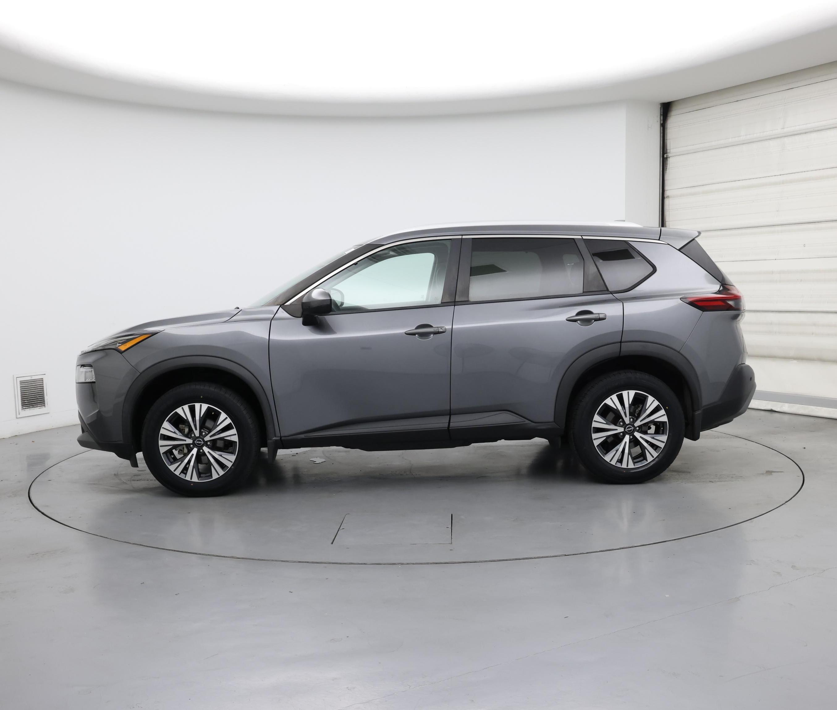 Thumbnail: 2022 Nissan Rogue - 3