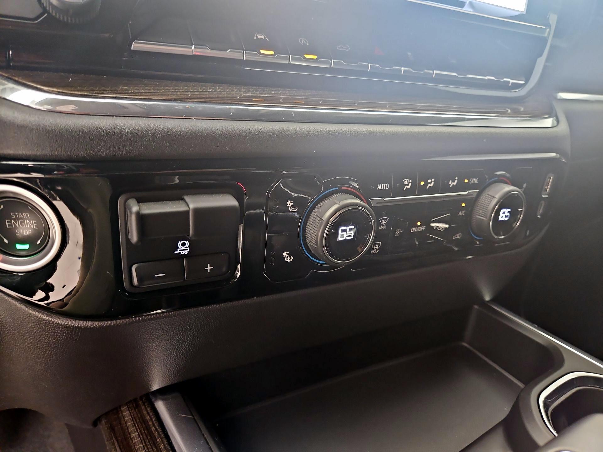 Thumbnail: 2024 Chevrolet Silverado 1500 - 17