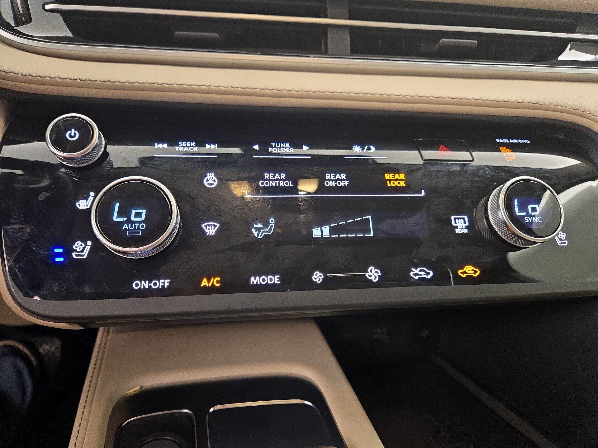 Thumbnail: 2023 INFINITI QX60 - 17
