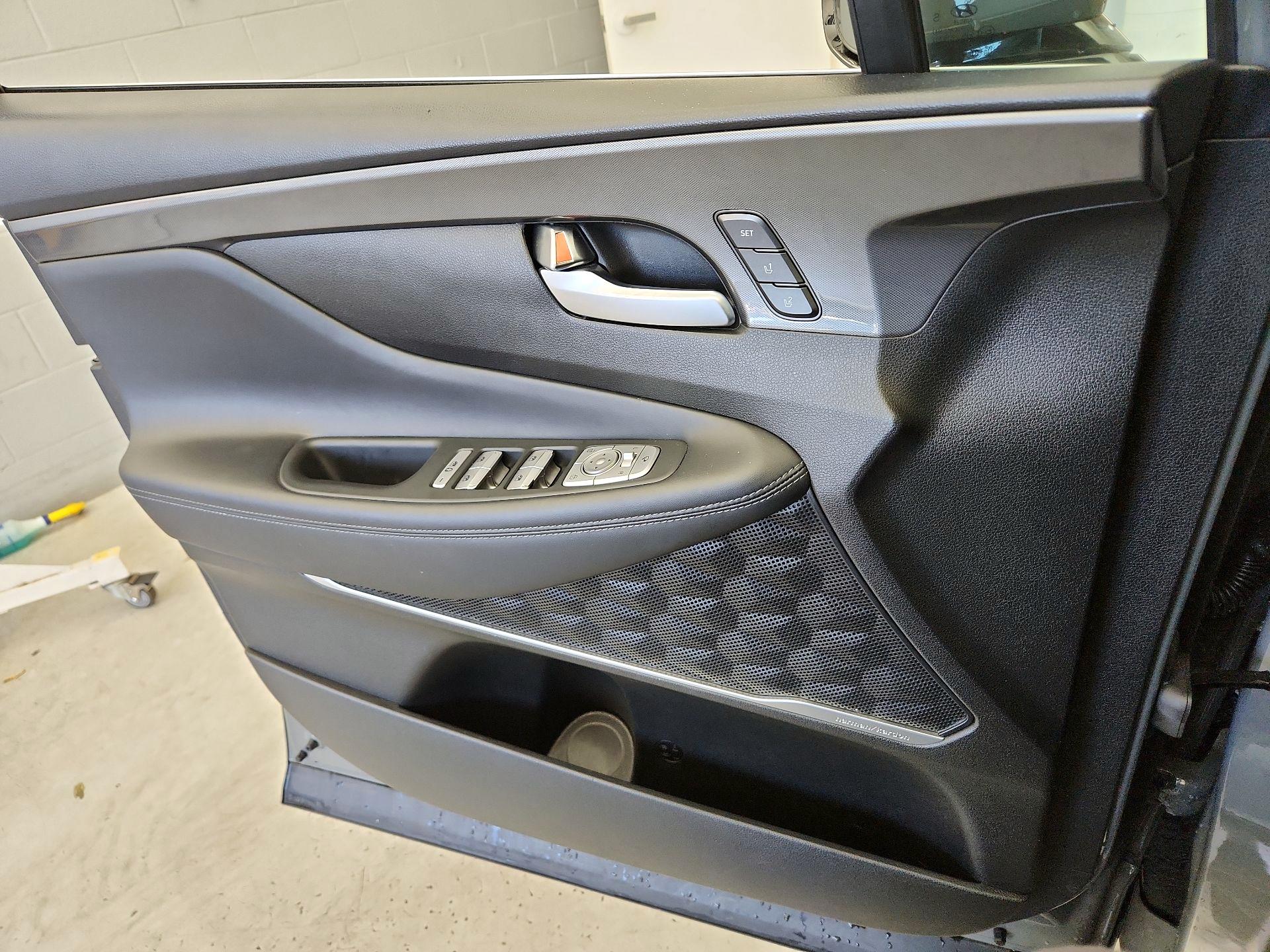 Thumbnail: 2022 Hyundai Santa Fe - 12