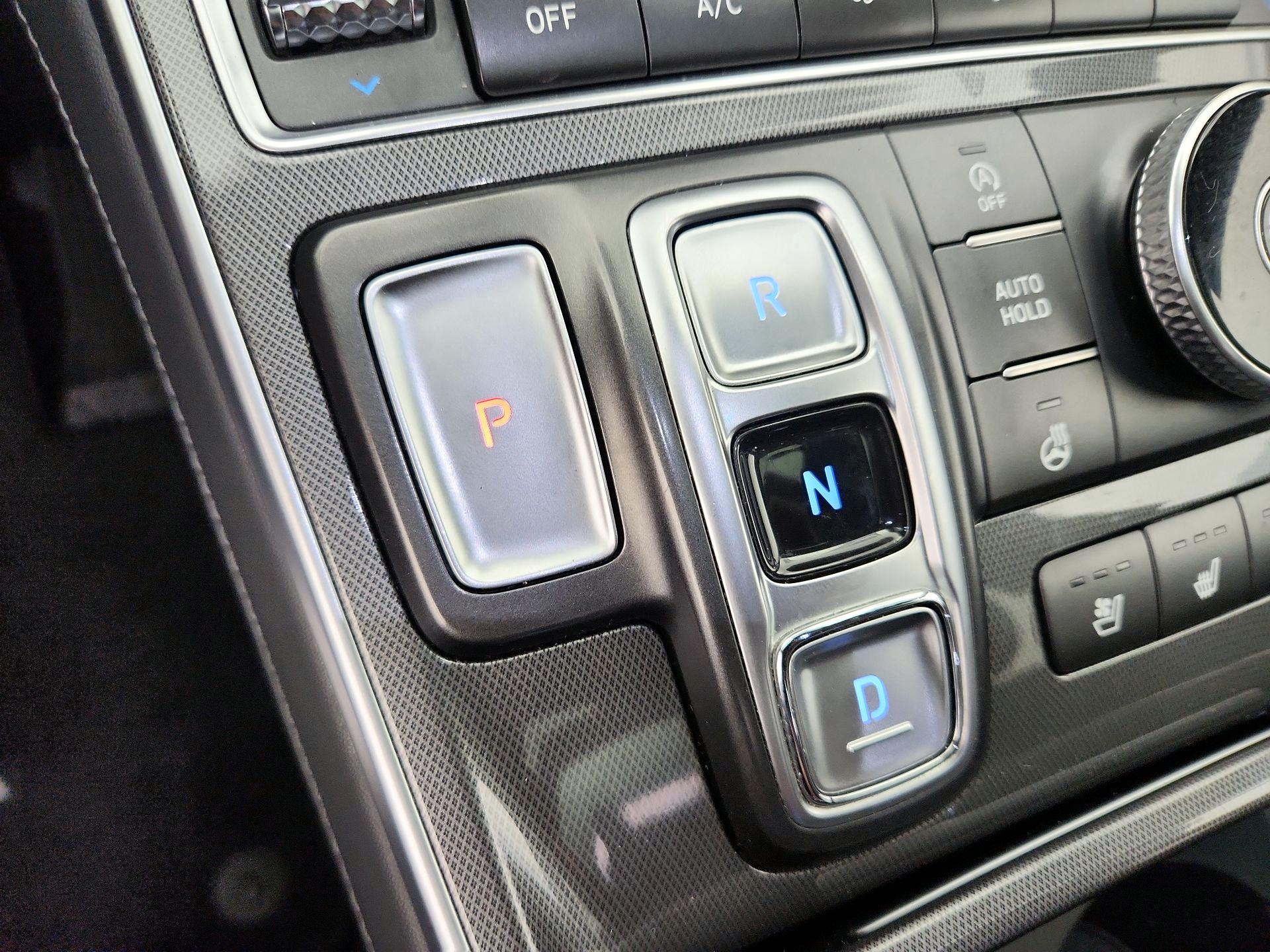 Thumbnail: 2022 Hyundai Santa Fe - 18