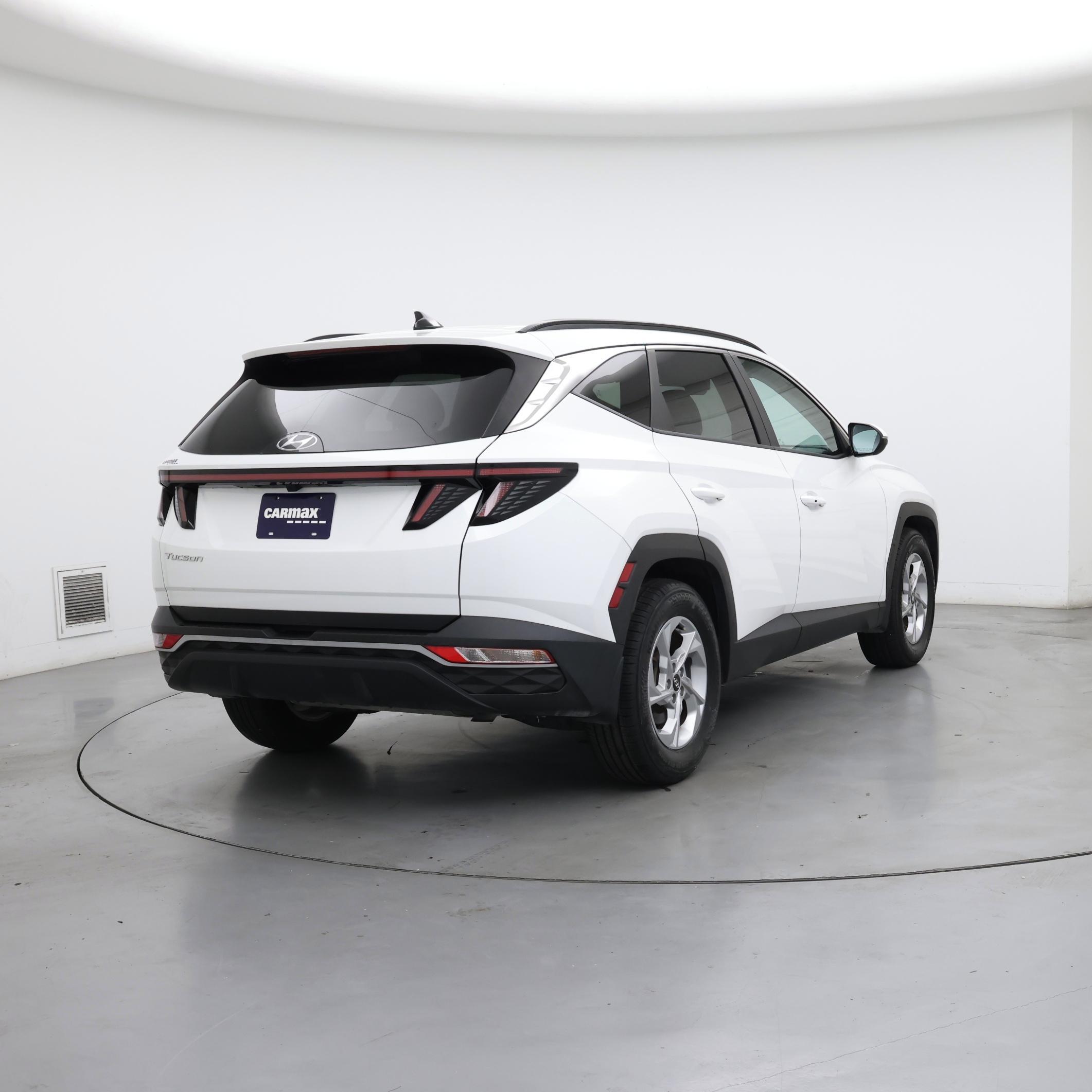 Thumbnail: 2022 Hyundai Tucson - 8