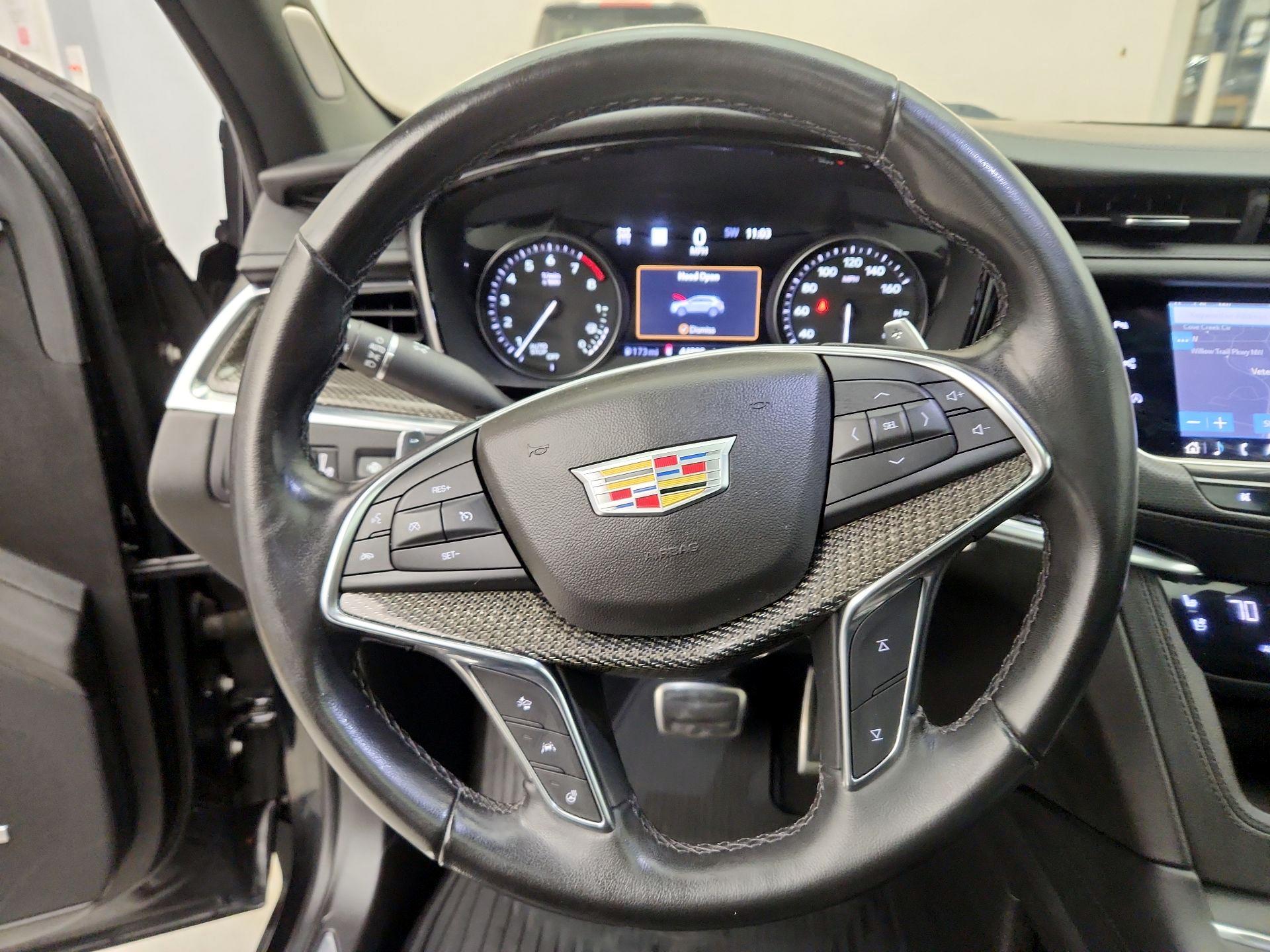 Thumbnail: 2020 Cadillac XT5 - 10