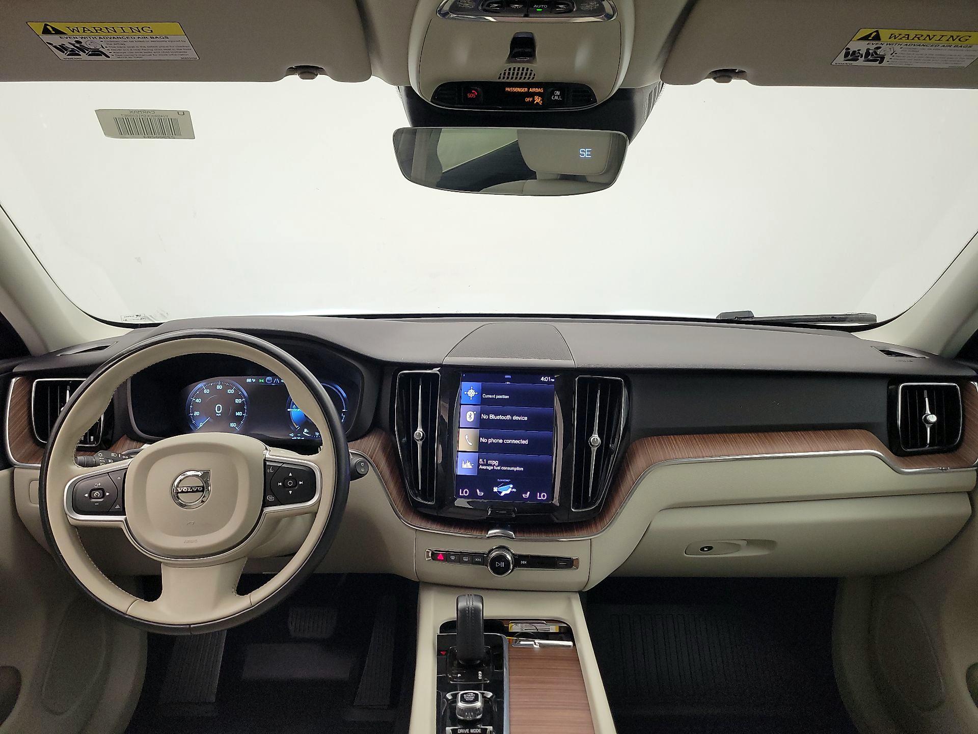 Thumbnail: 2021 Volvo XC60 - 9